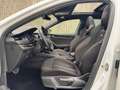 Skoda Octavia Combi 2.0 TDI DPF RS Weiß - thumbnail 10
