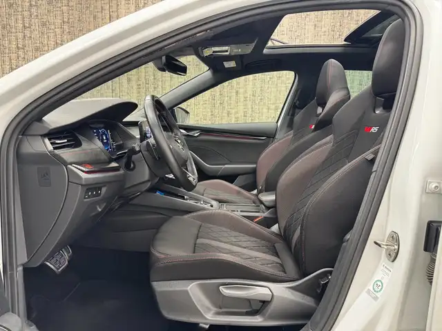 Skoda Octavia view 10