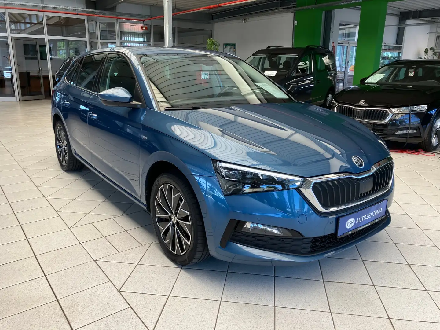 Skoda Scala 1.0 TGI G-TEC Drive 125 LED RFK Blau - 2