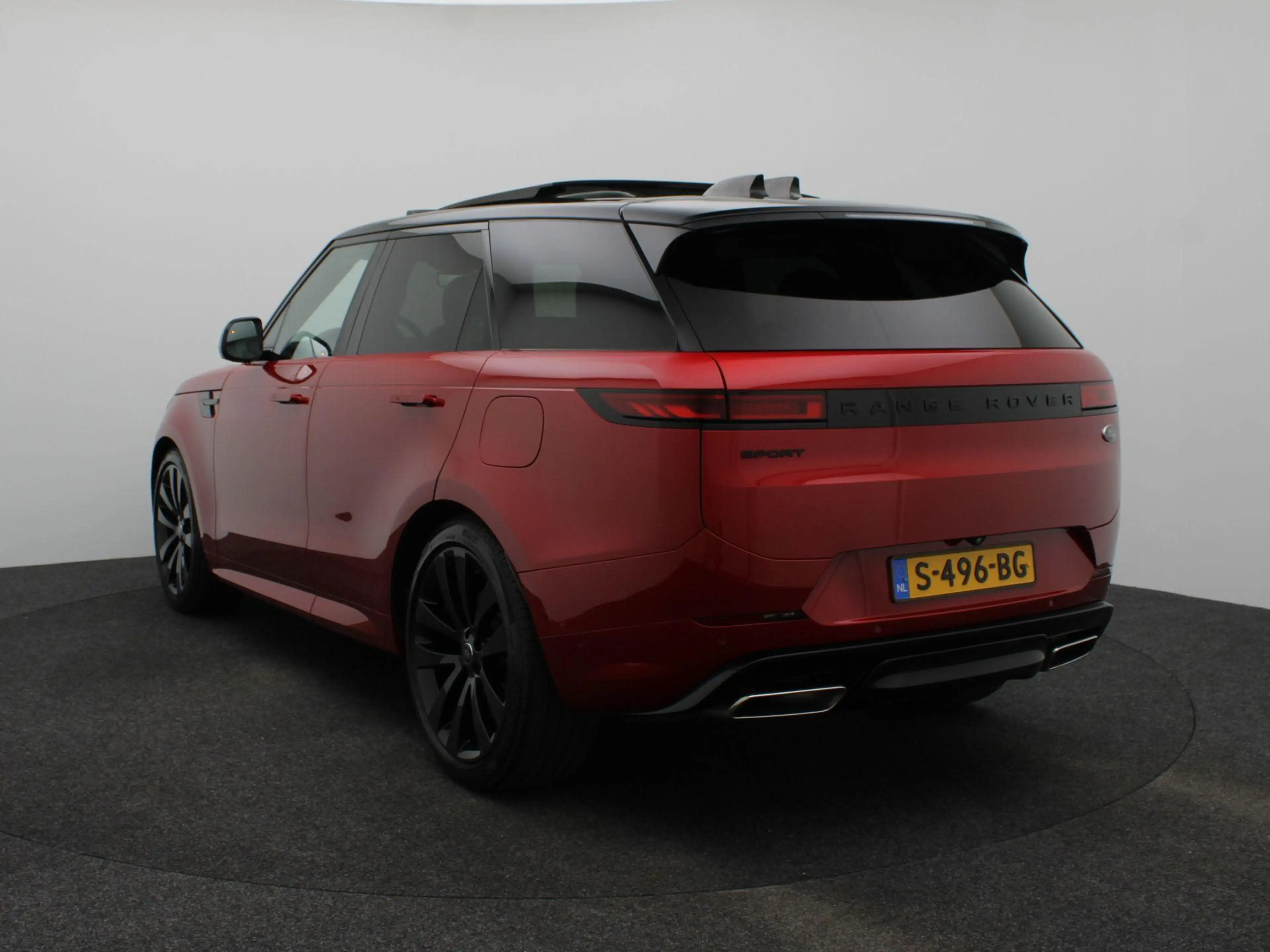Land Rover Range Rover Sport 3.0 P510e First Edition | 23" | Entertainment syst — photo 2