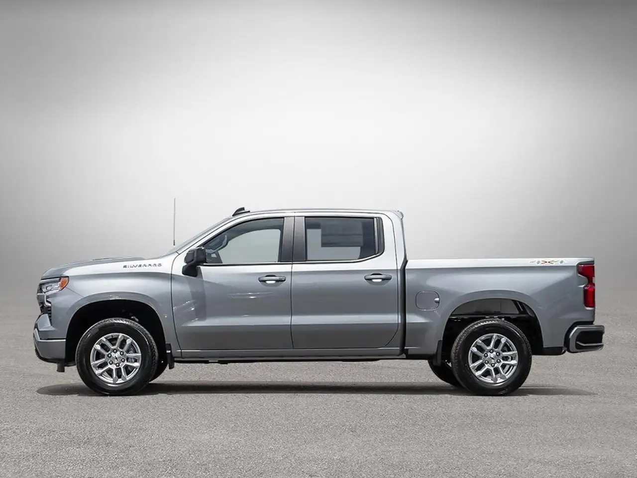 Chevrolet Silverado 1500 снимка Chevrolet Silverado 1500