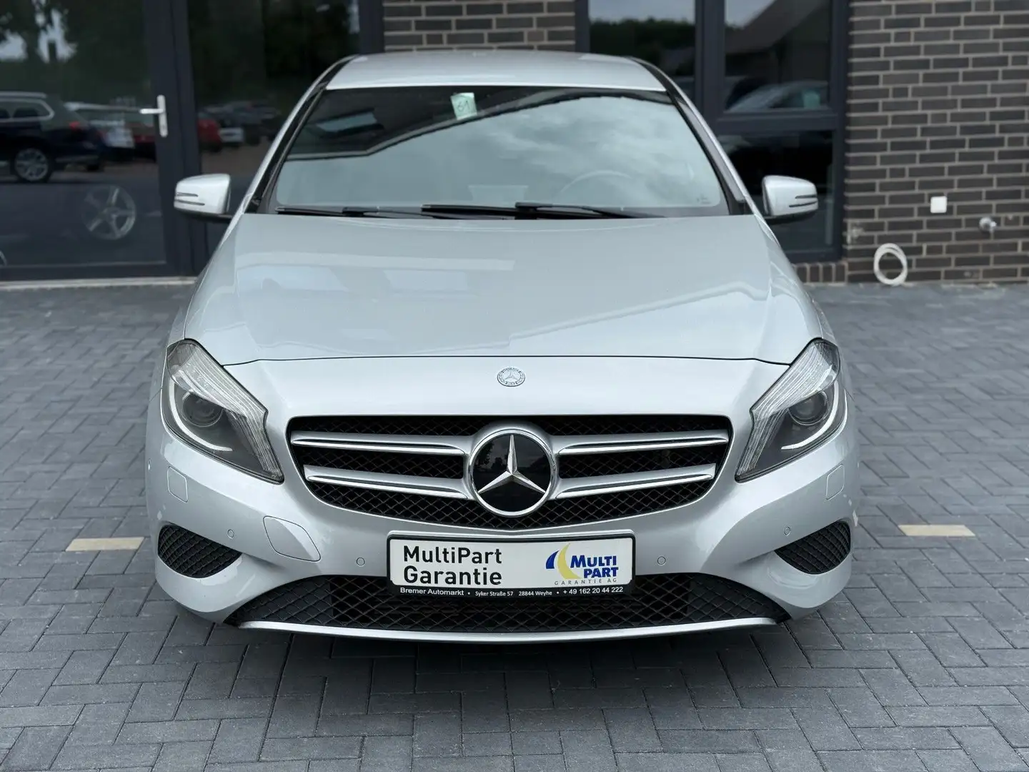 Mercedes-Benz A 200 CDI BlueEfficiency*Automatik*KAM*SHZ*NAVI* Silber - 2