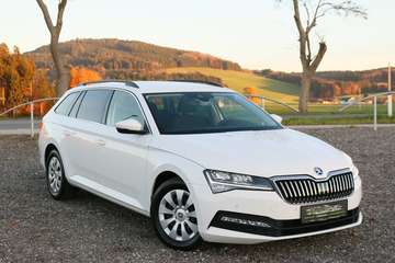 2.0 TDI*DSG*AHK*Keyless Entry*Abstandtempomat