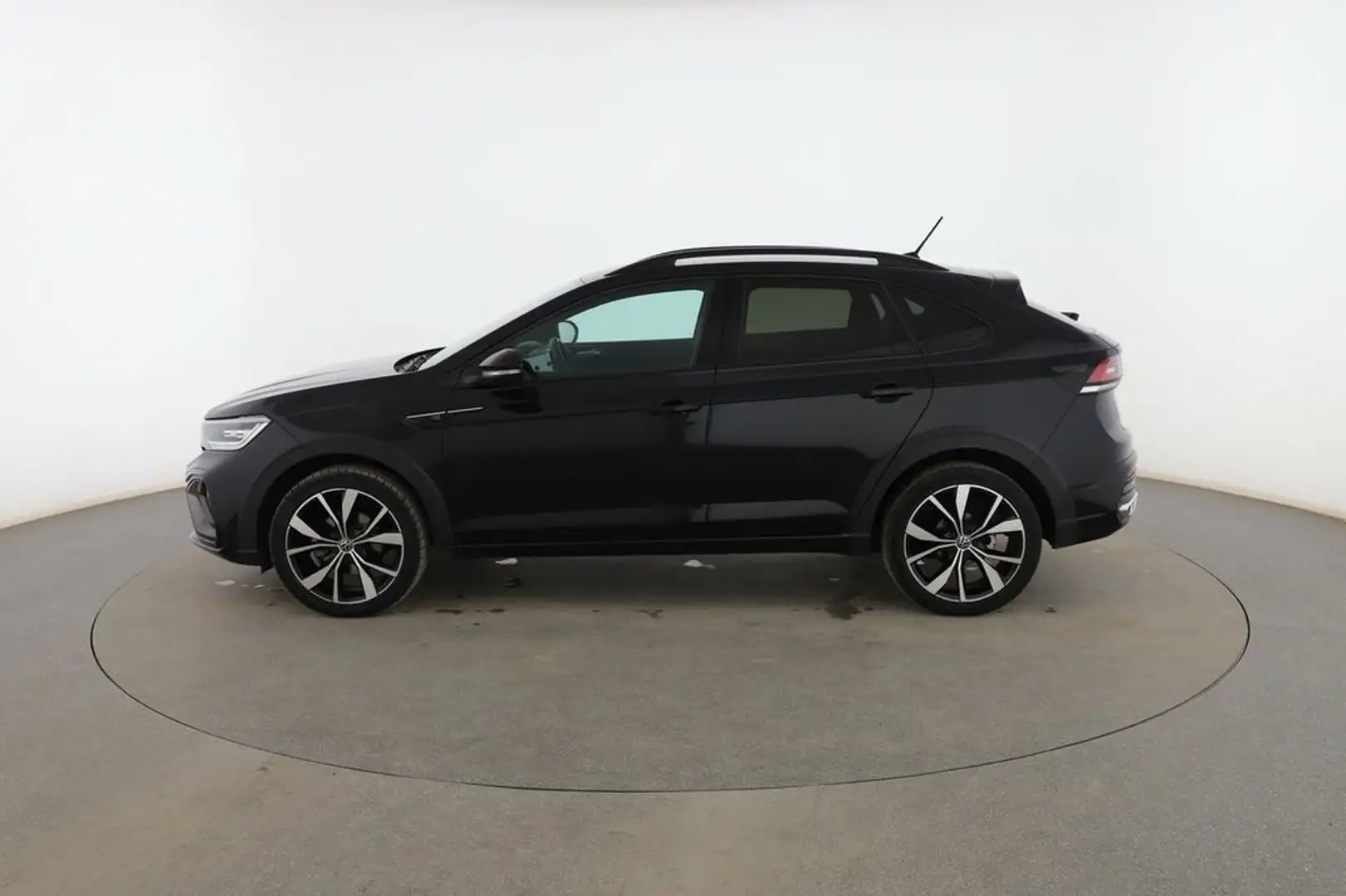 Volkswagen Taigo 1.0 TSI R-Line Zwart - 2