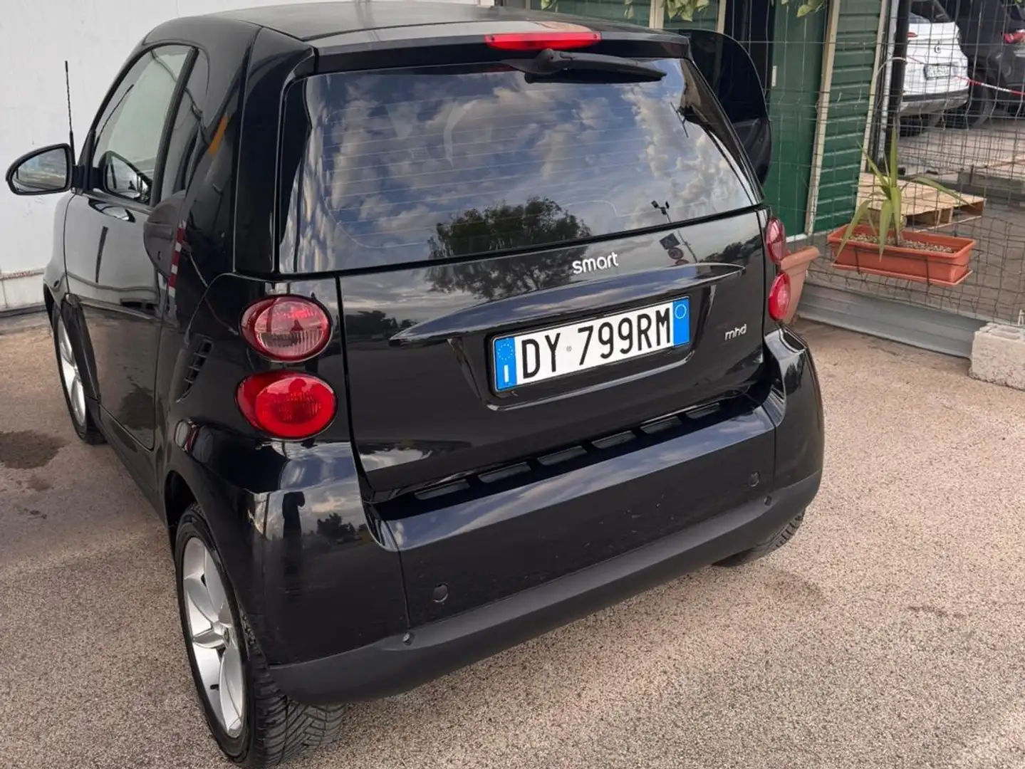 smart forTwo Fortwo 1.0 mhd bianca lim 70cv Nero - 2