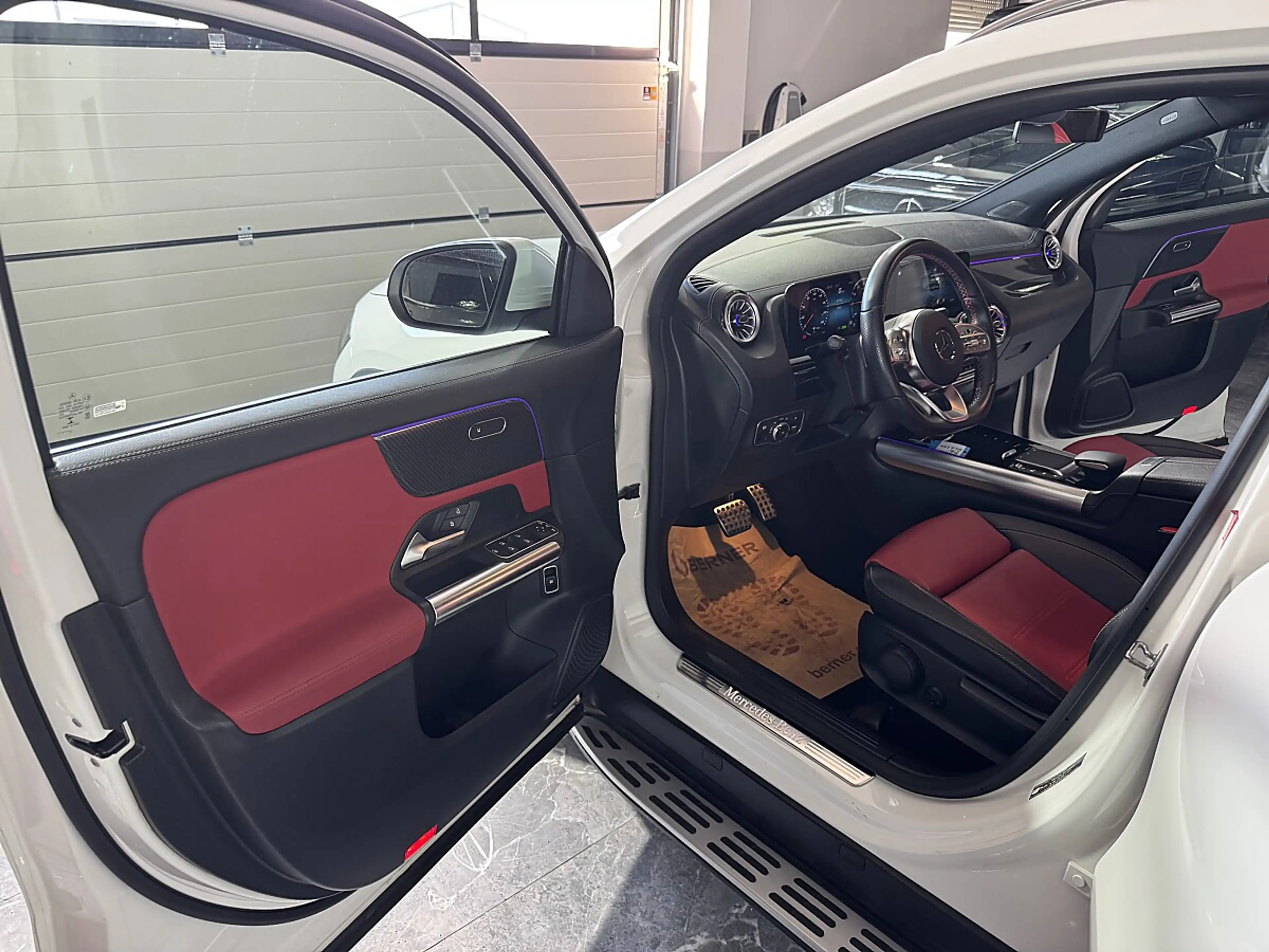 Mercedes-Benz GLA 250 e PHEV Aut.*AMG-Paket*Wenig-KM* — photo 10