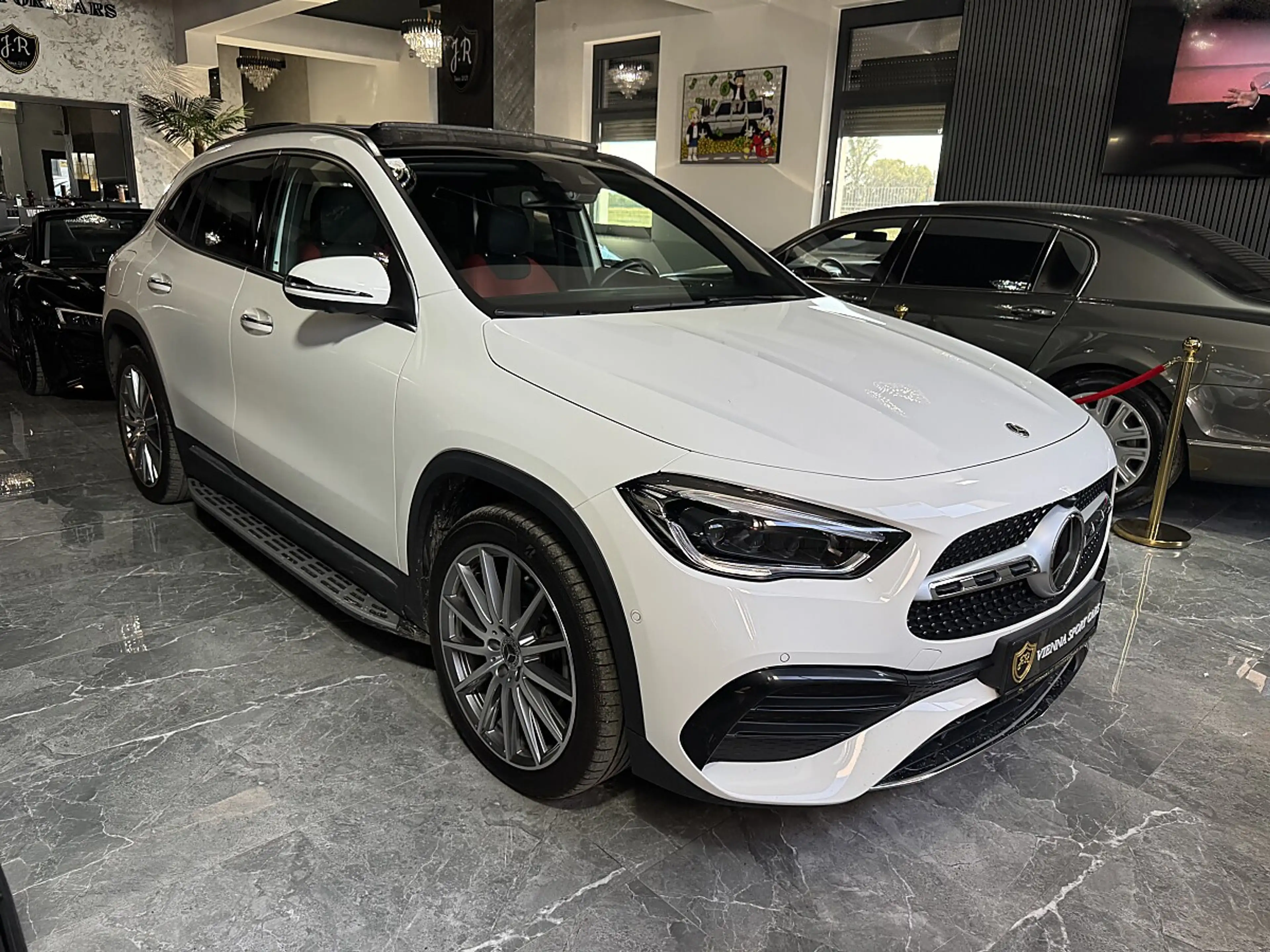 Mercedes-Benz GLA 250 e PHEV Aut.*AMG-Paket*Wenig-KM* — photo 4