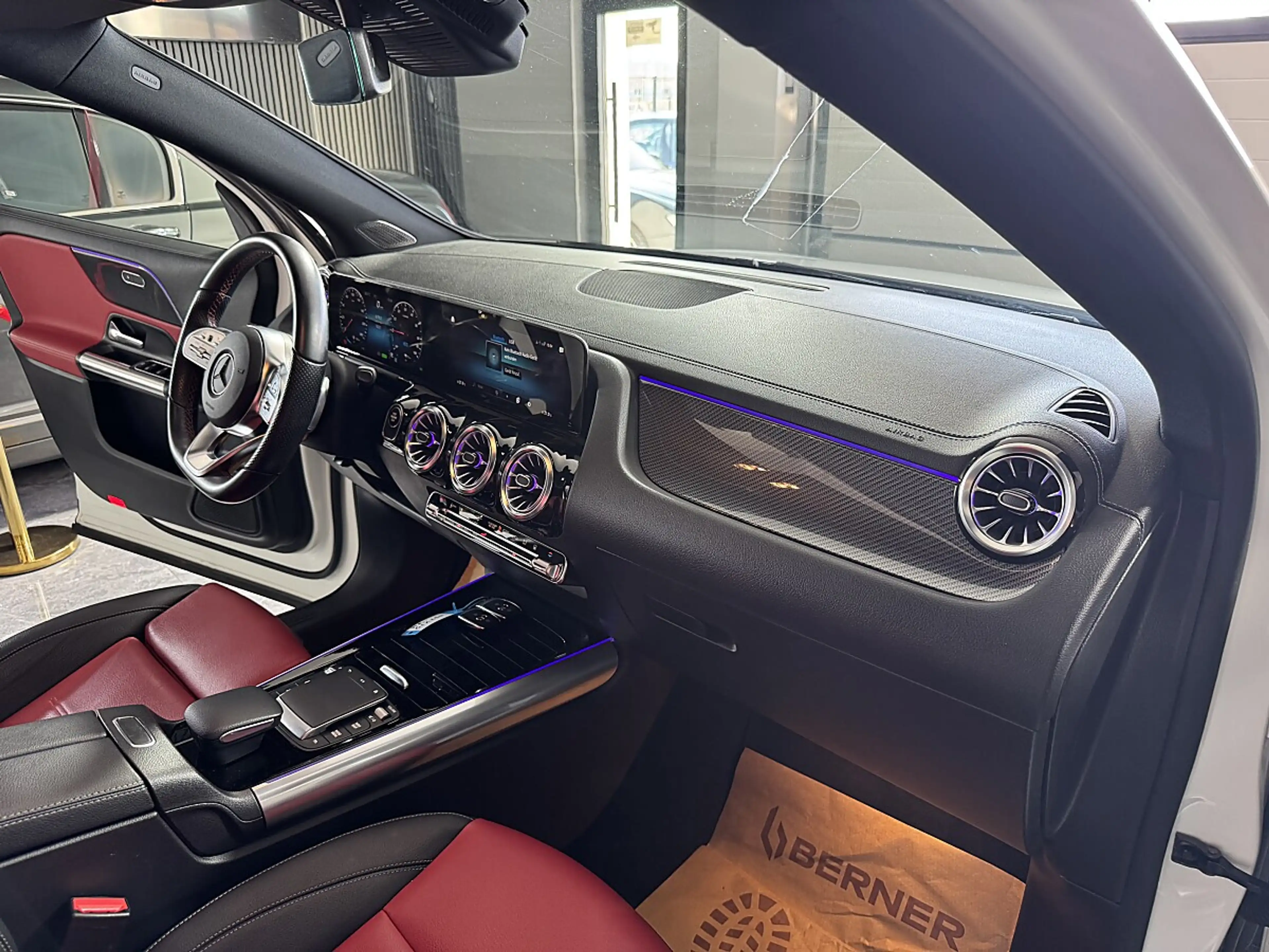Mercedes-Benz GLA 250 e PHEV Aut.*AMG-Paket*Wenig-KM* — photo 15