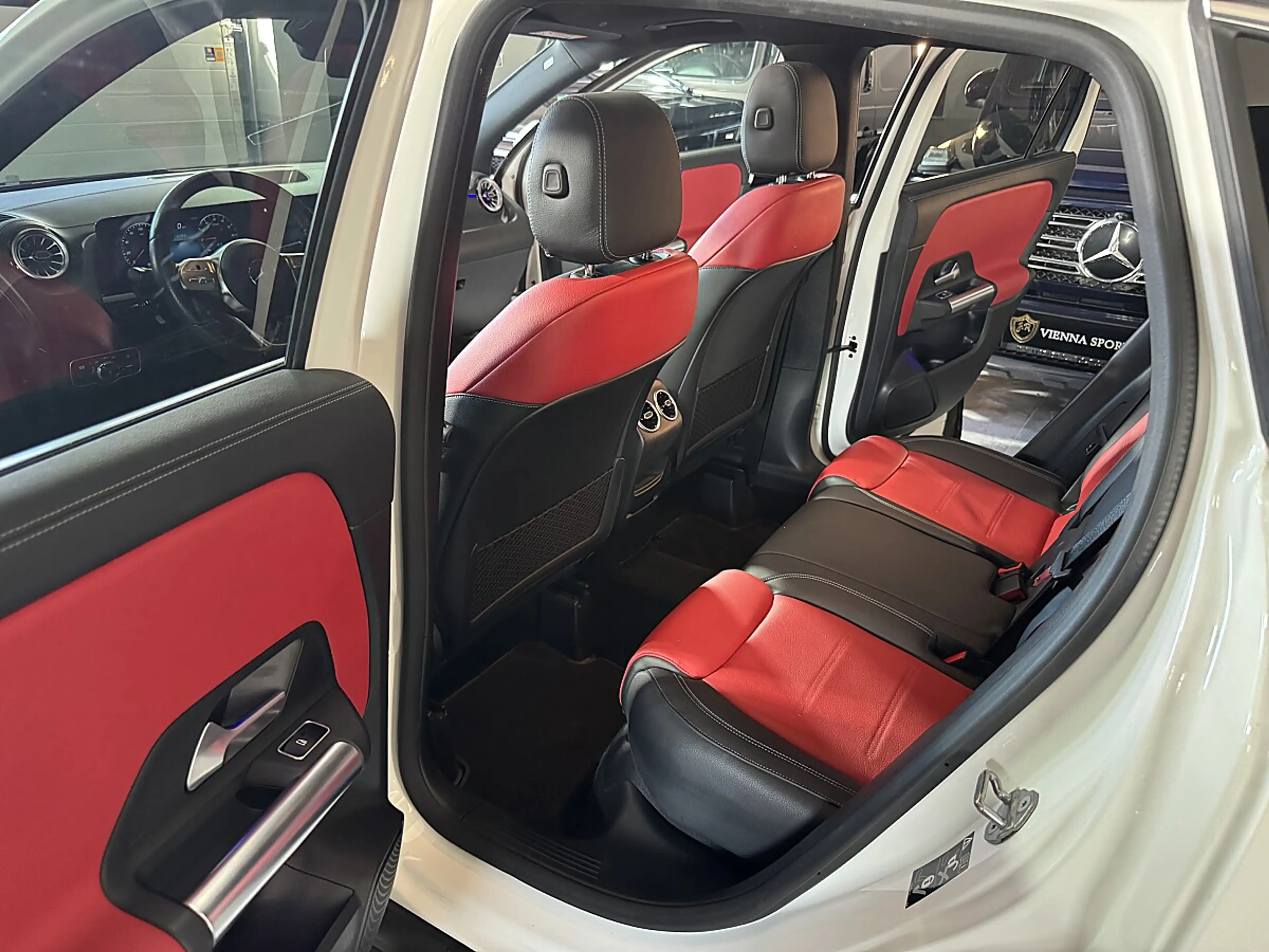 Mercedes-Benz GLA 250 e PHEV Aut.*AMG-Paket*Wenig-KM* — photo 13