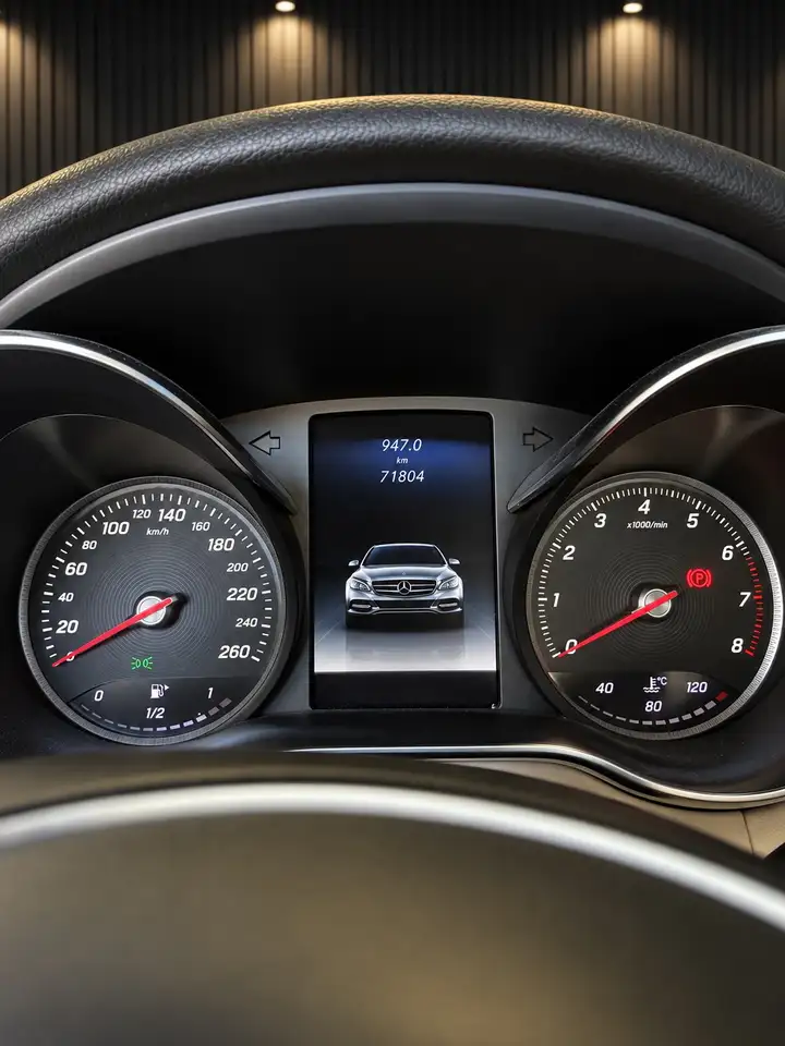 Mercedes-Benz C 300 — photo 9 sur 15