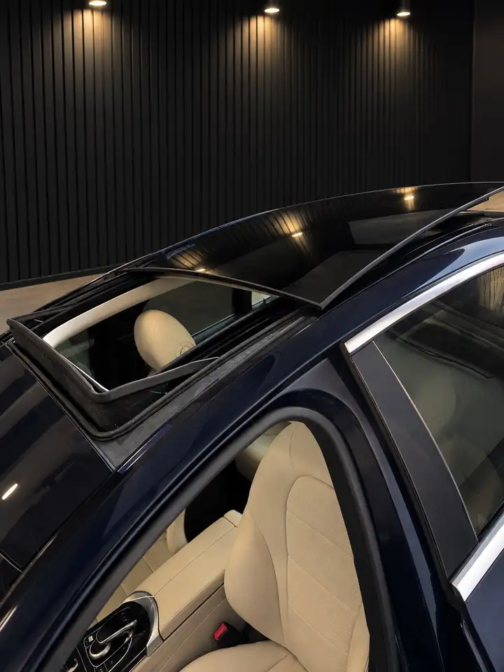 Mercedes-Benz C 300 — photo 10 sur 15