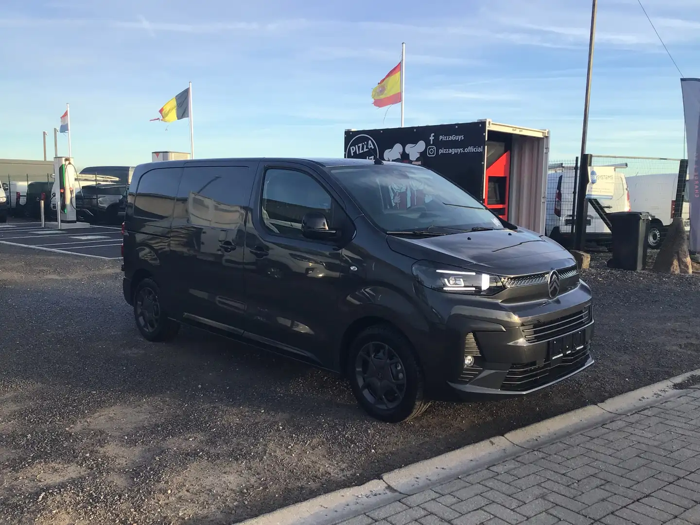 Citroen Jumpy l2 180pk automaat 2025 10km full/option 26950e ex Grau - 1