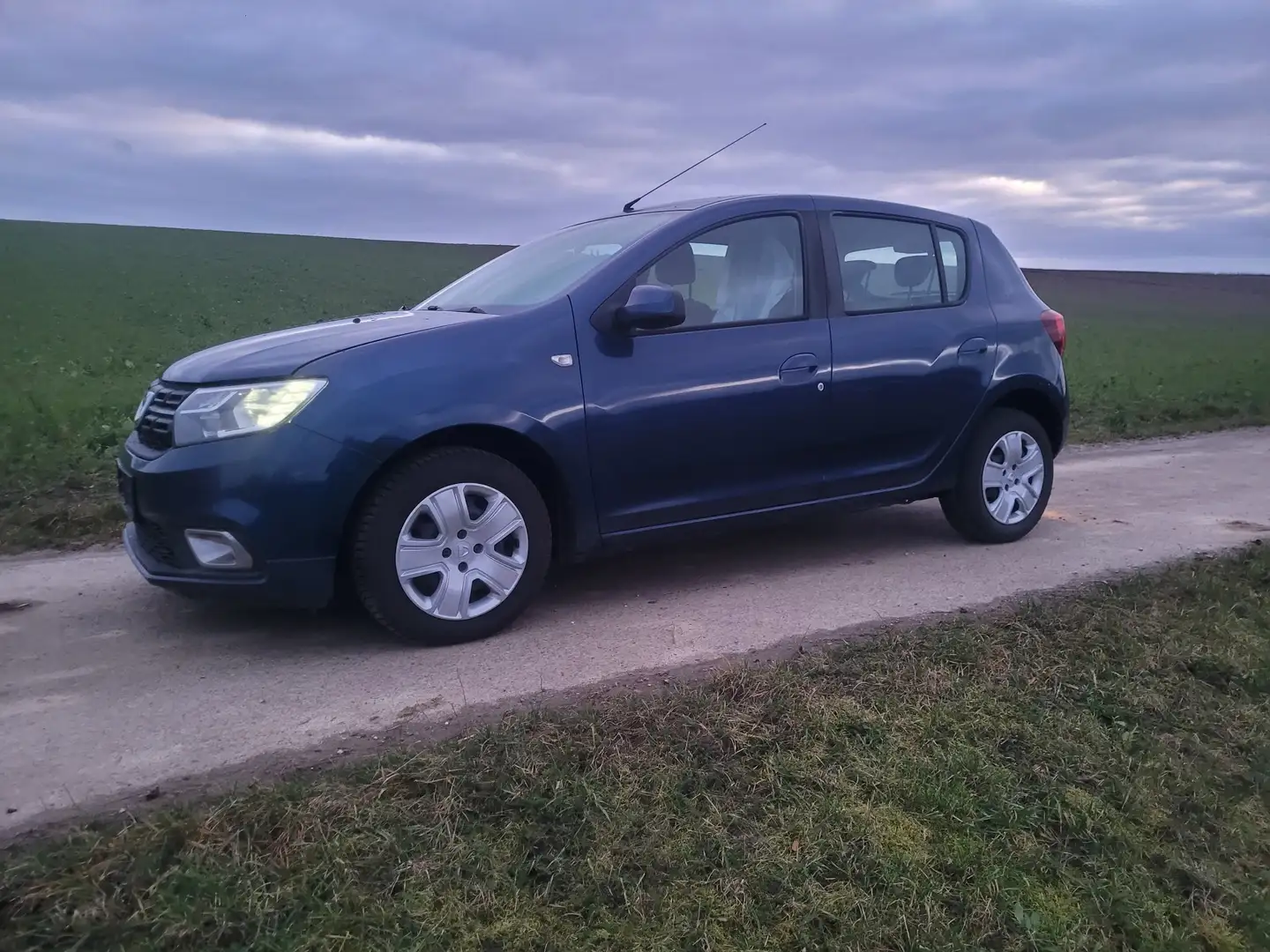 Dacia Sandero Supreme Sce 75 Azul - 1