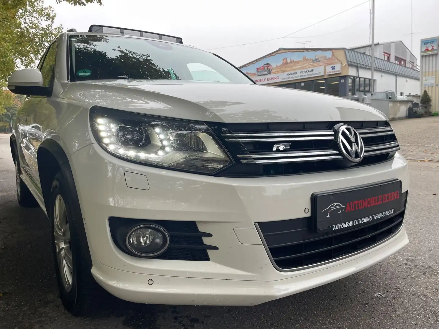Volkswagen Tiguan Sport R-Line 4M*Pano*Nav*Leder*Xen*DSG* Weiß - 1