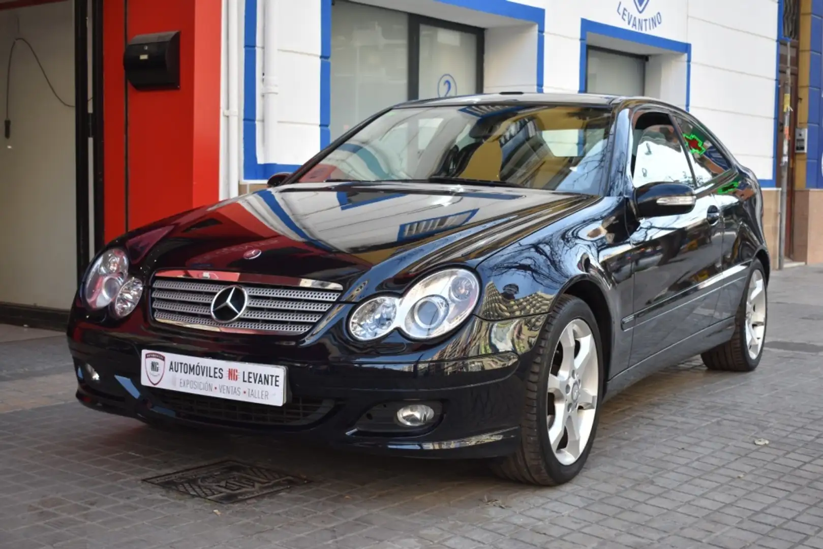 Mercedes-Benz C 180 Sportcoupé K Sport Edition Bleu - 1