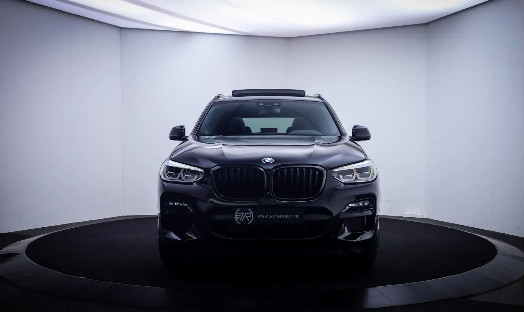 BMW X3 M40iA X-Dr INNOVATION Plus PANO | HARMAN KARDON | Zwart - 2