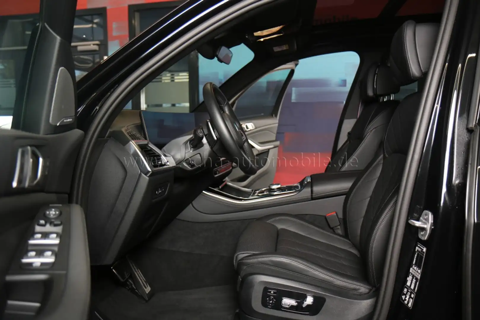 BMW X5 xDr.40i M-SportPRO.AHK.Panod.Sitzbel.ParkProf Noir - 2