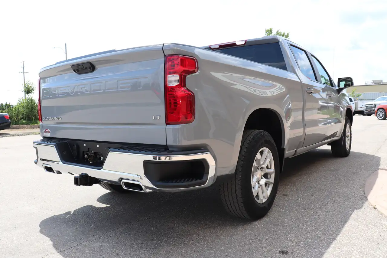 Chevrolet Silverado 1500 снимка Chevrolet Silverado 1500