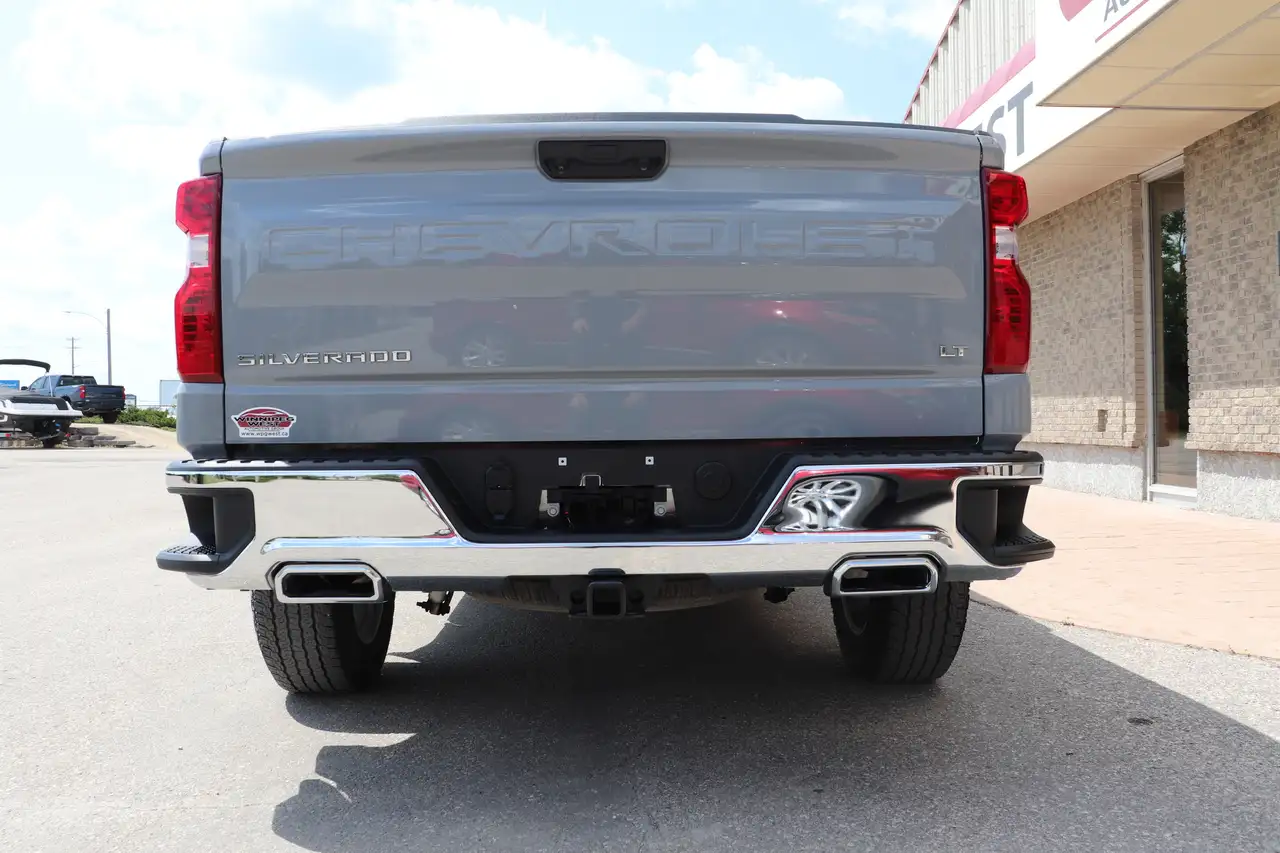Chevrolet Silverado 1500 снимка Chevrolet Silverado 1500