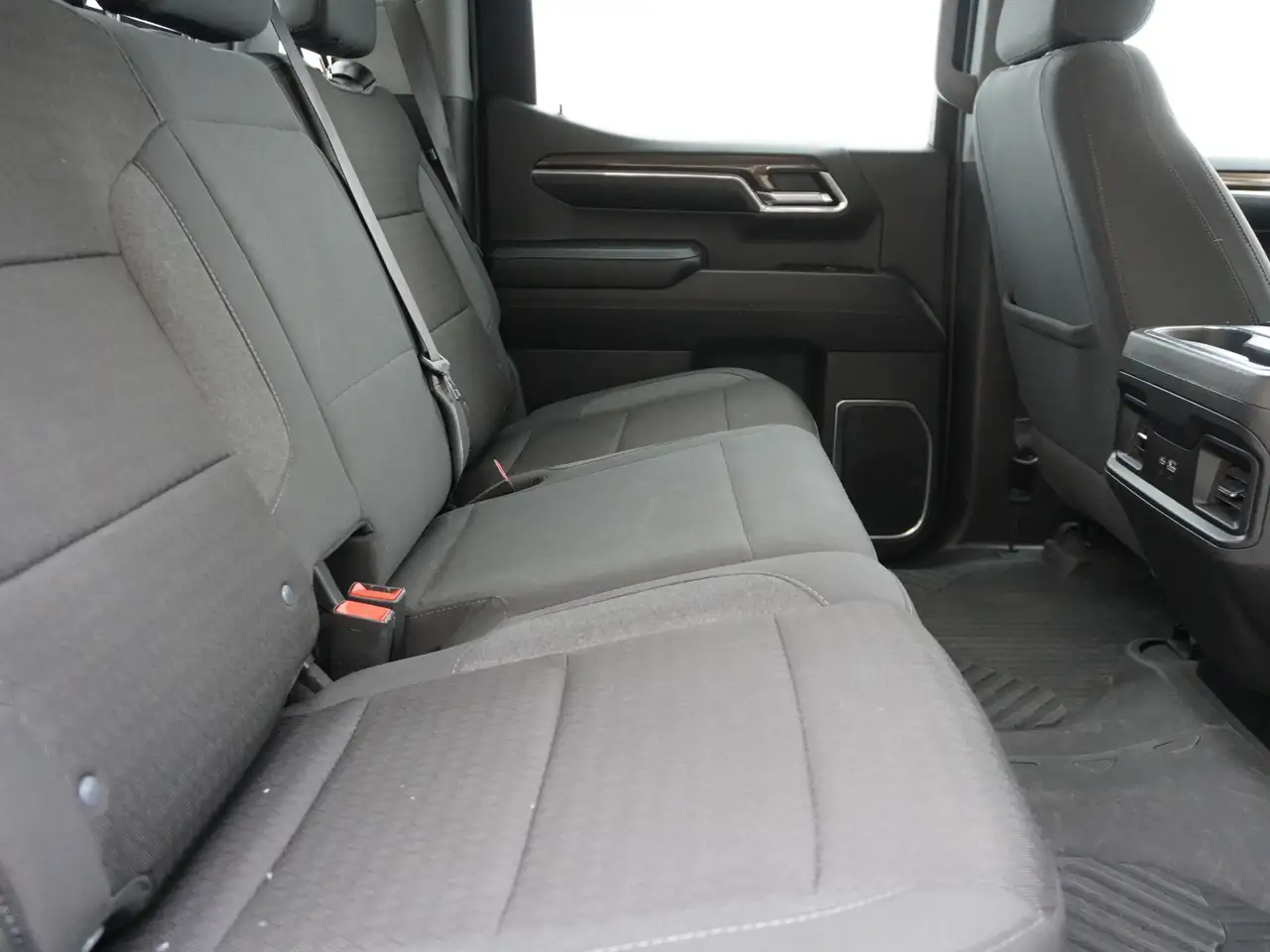 Chevrolet Silverado 1500 снимка Chevrolet Silverado 1500