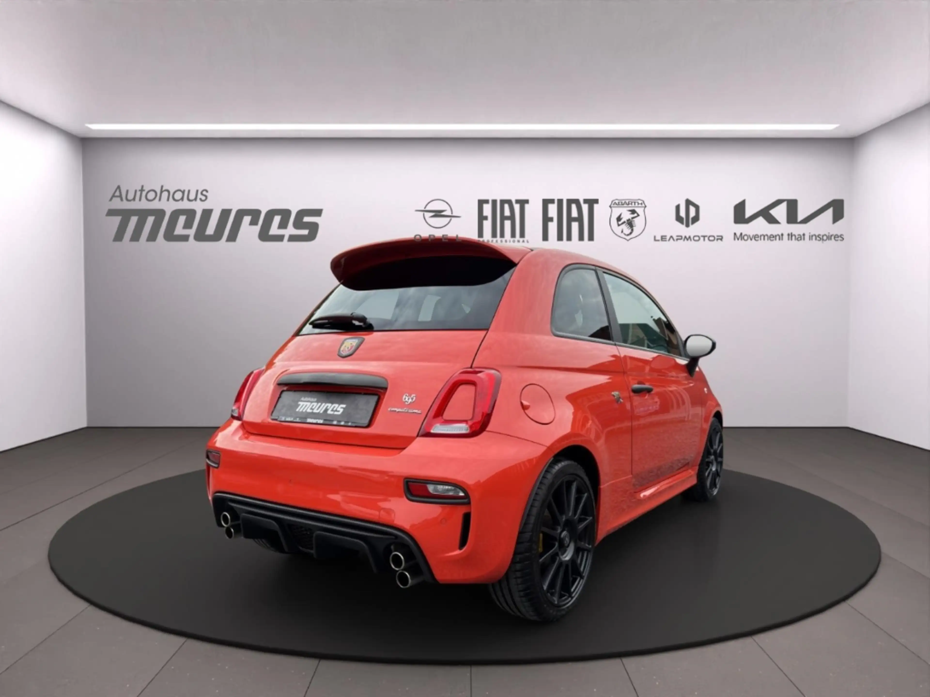 Abarth 500 695 MTA 1.4 T-Jet 16V Apple CarPlay Klima PDC Spor — photo 4