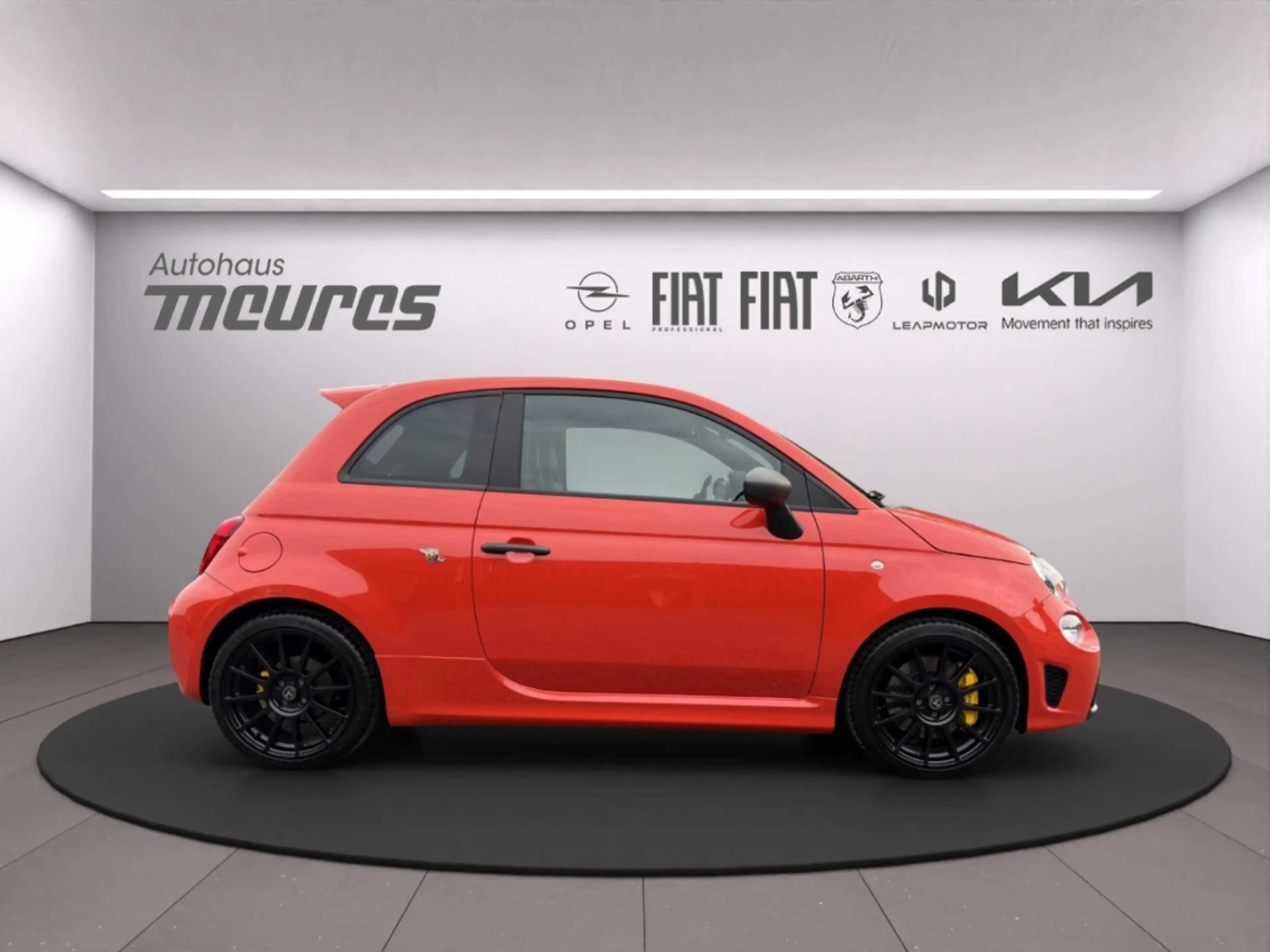 Abarth 500 695 MTA 1.4 T-Jet 16V Apple CarPlay Klima PDC Spor — photo 5