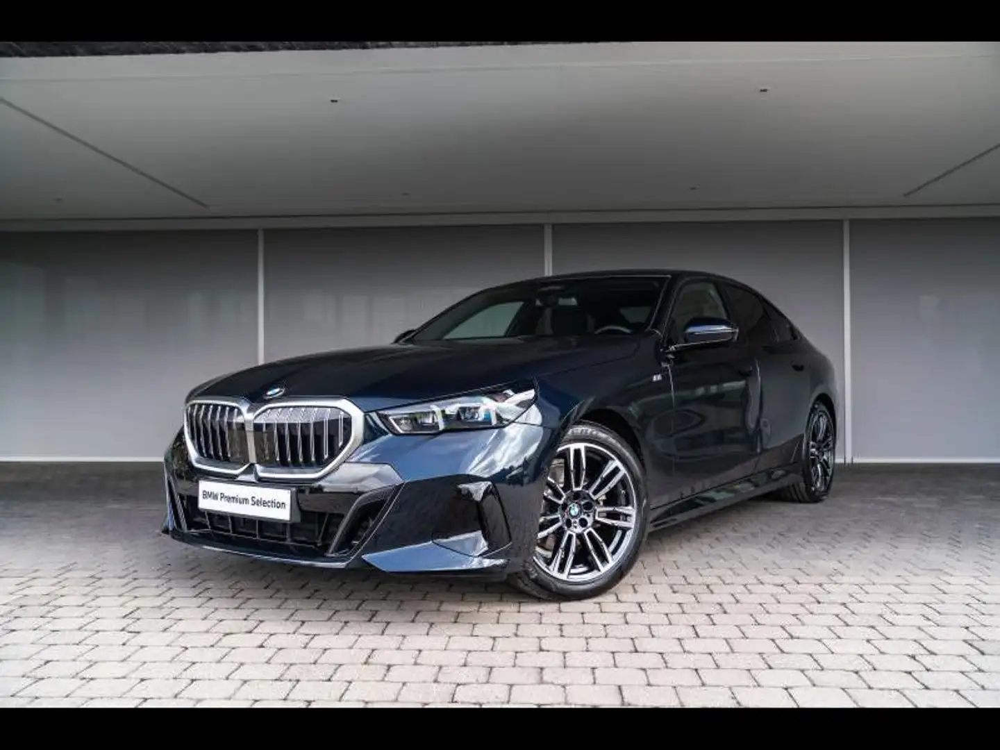 BMW 520 Berline-M Pack-Harman-ACC Noir - 1