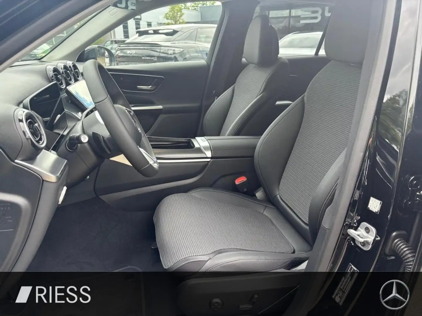 Mercedes-Benz GLC 300 de 4M EQ AVANTGARDE+AHK+AC-11KW+EASY-PACK Schwarz - 2