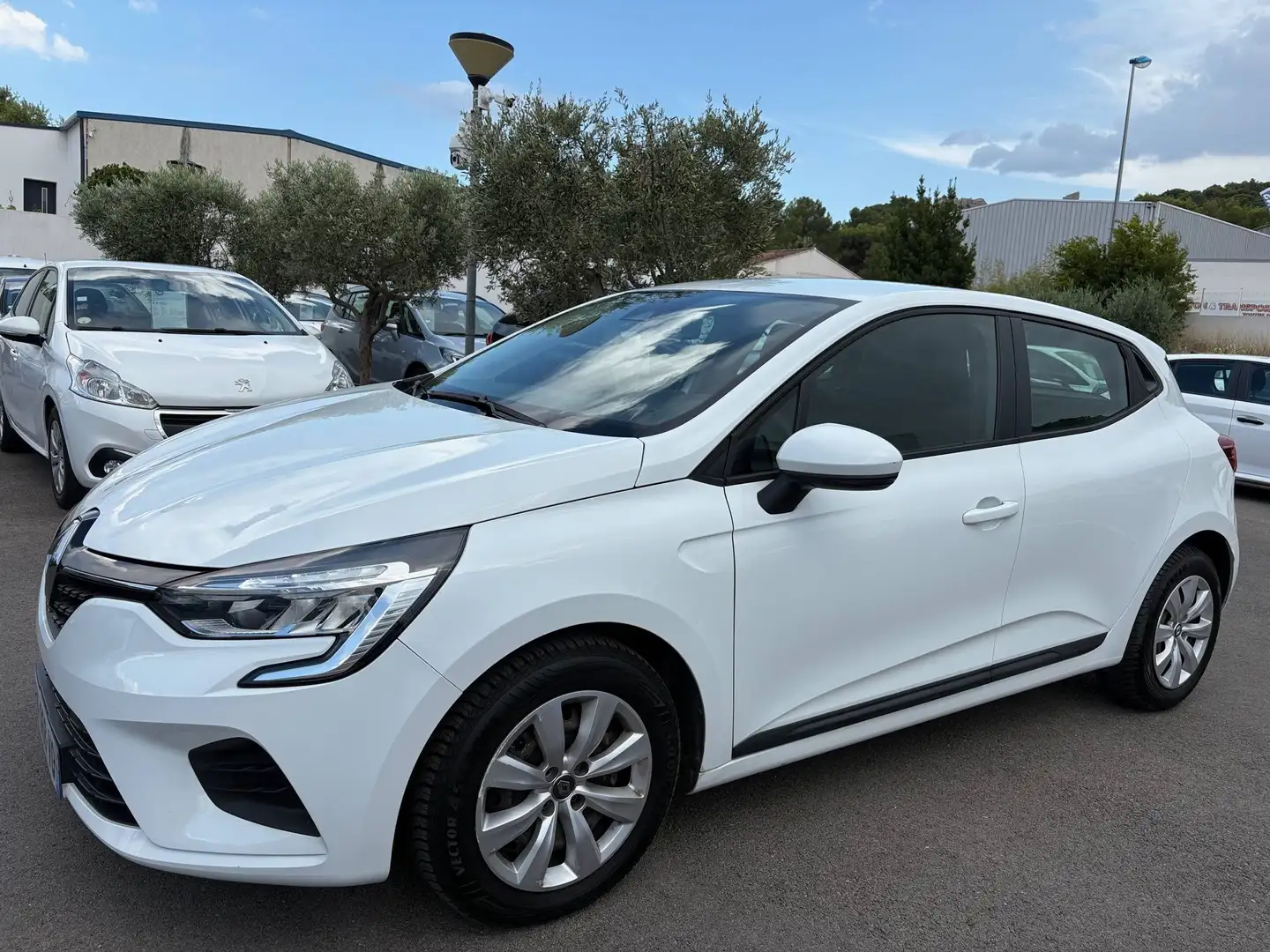 Renault Clio SOCIETE BLUE DCI 85 AIR NAV Blanc - 2