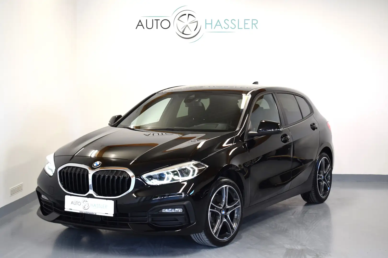BMW 118 i Schwarz - 1