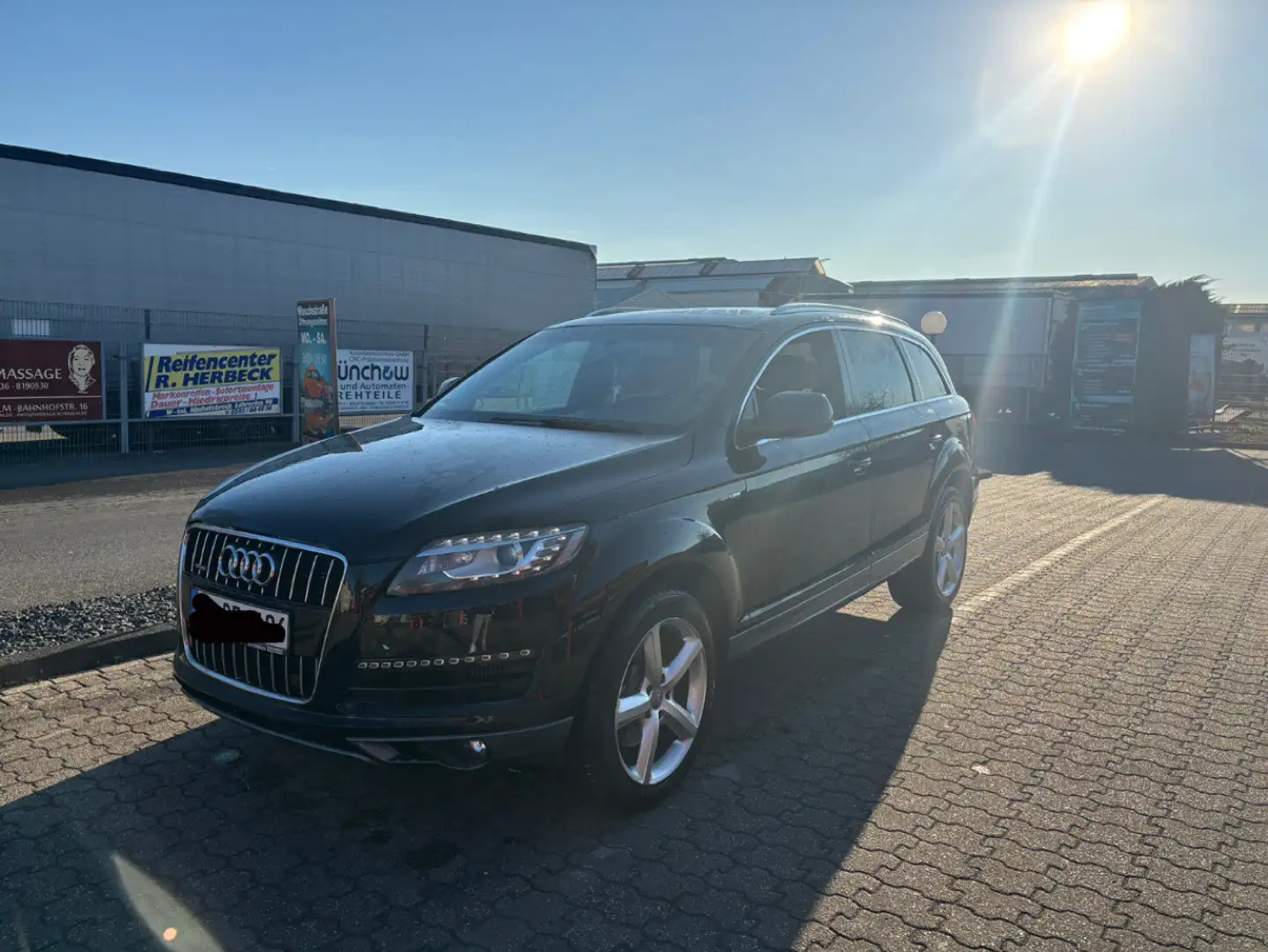 Audi Q7 3.0 TDI quattro (150kW) Schwarz - 1