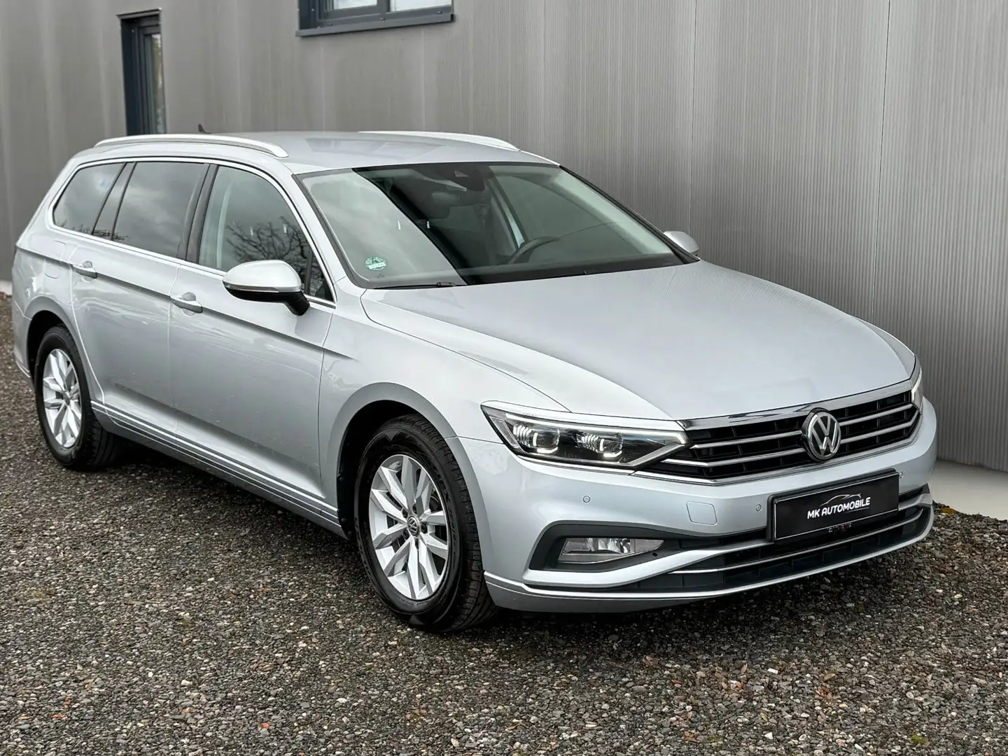 Volkswagen Passat Variant Passat 2.0 DSG*ACC*MATRIX*VIRTUAL*PDC*RFK Silber - 2