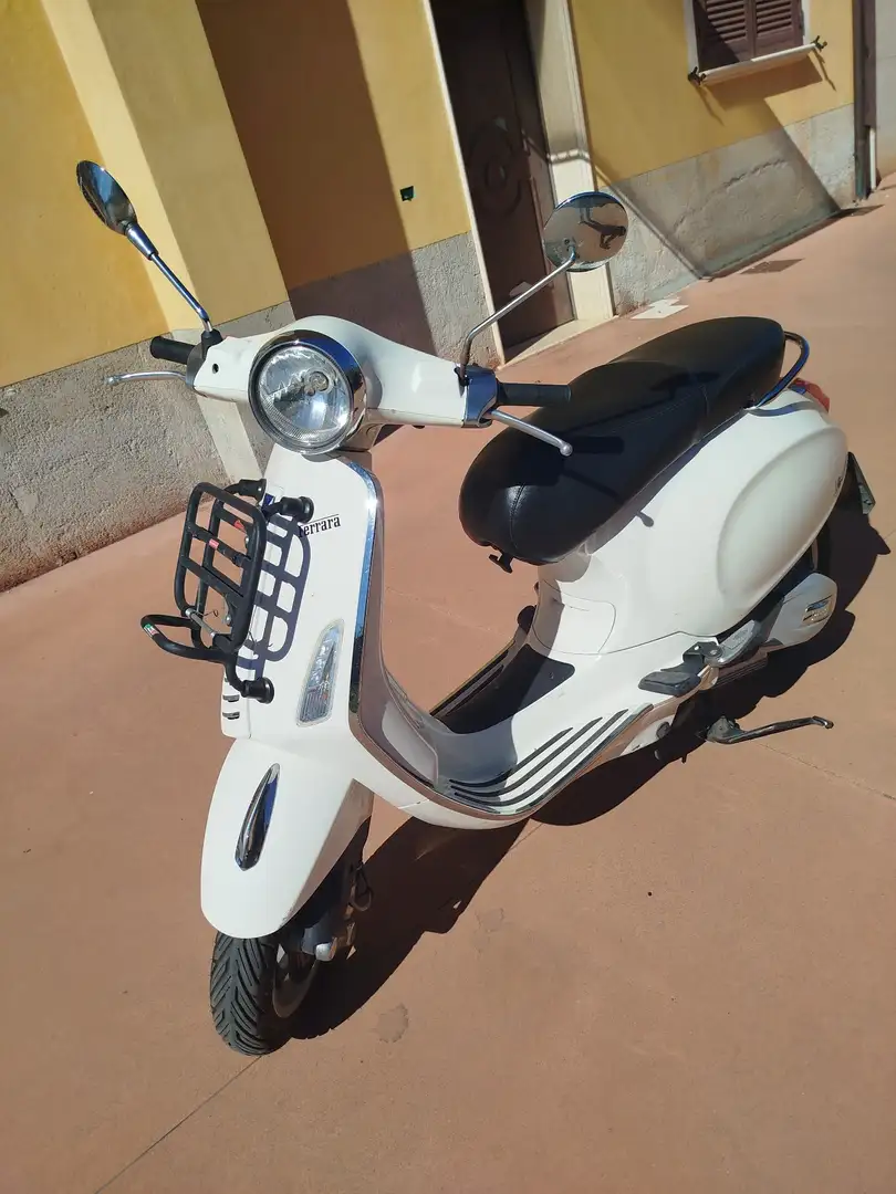 Piaggio Primavera vespa primavera 150cc. Blanc - 2