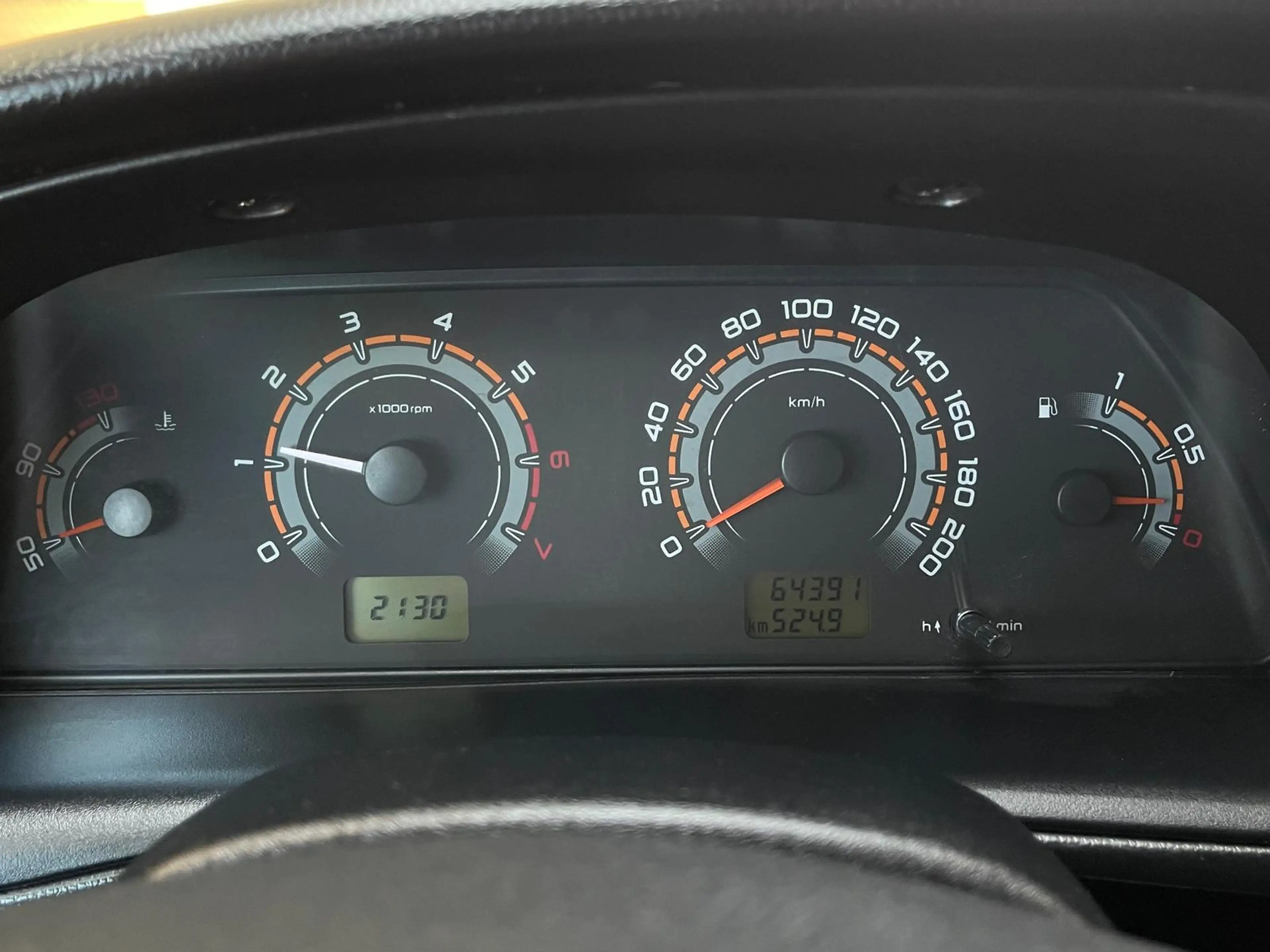 Lada Niva Travel+Allrad+Klima+Touch+Sizuheizung+AHK++ — photo 9