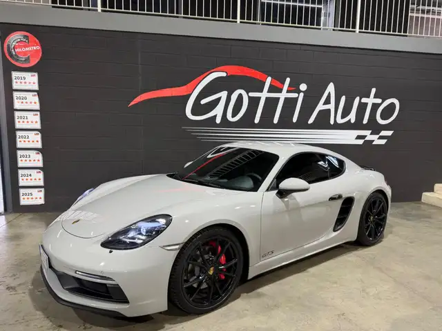 Porsche Cayman view 2