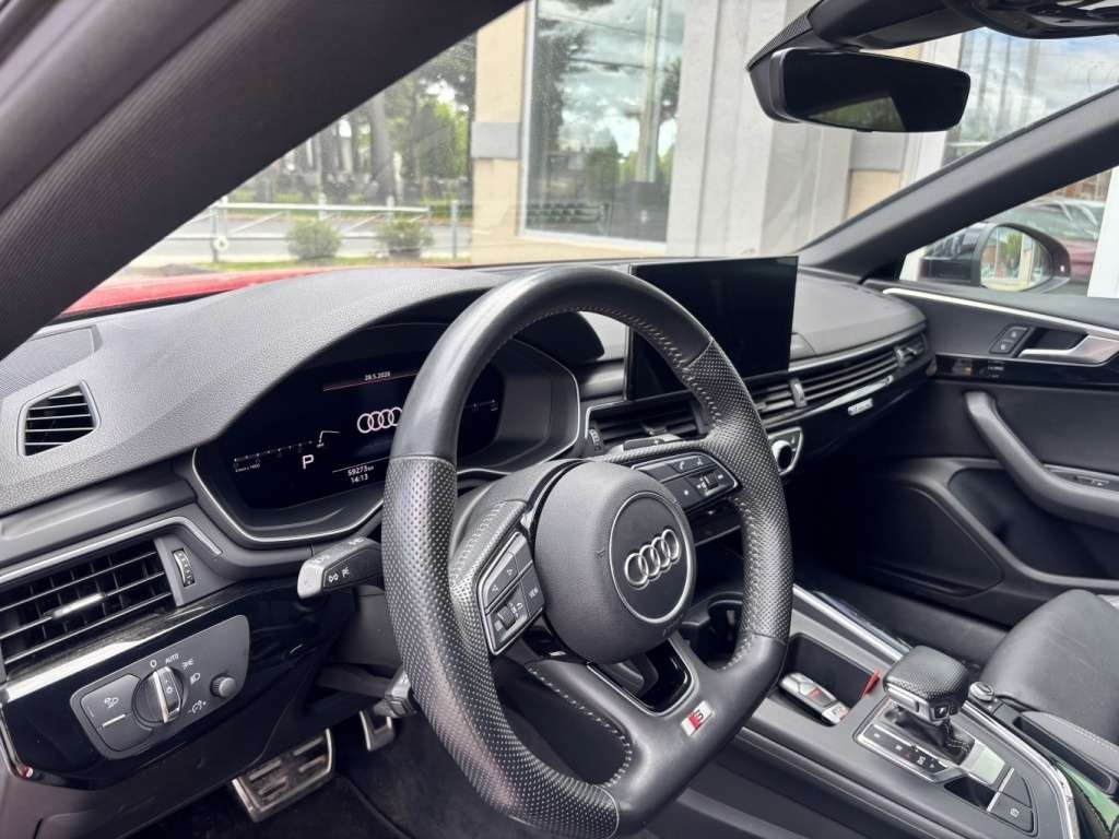 2020 Audi A5 Progressiv SLINE alt 4