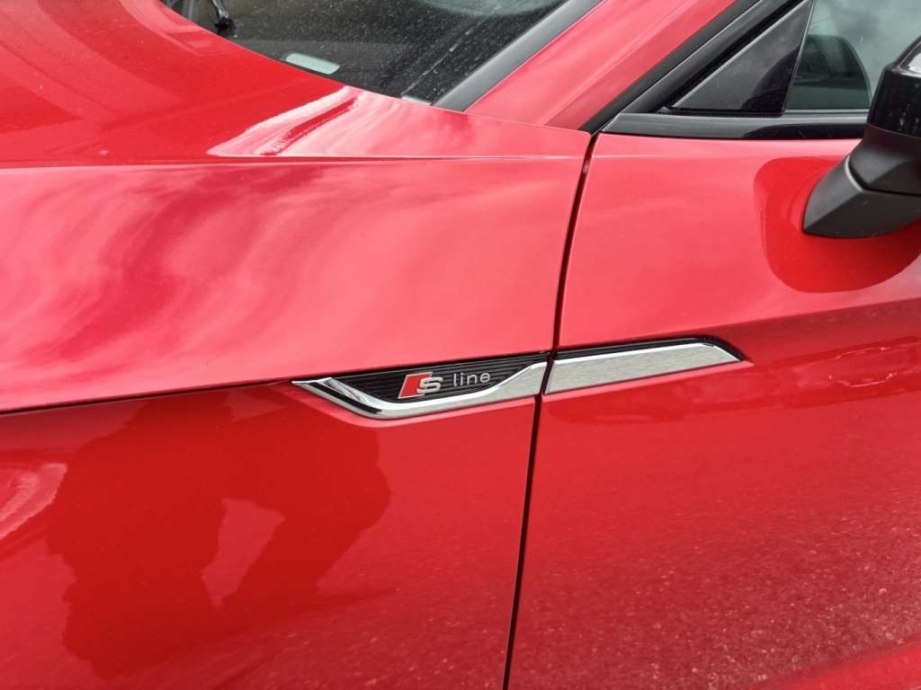 2020 Audi A5 Progressiv SLINE alt 3