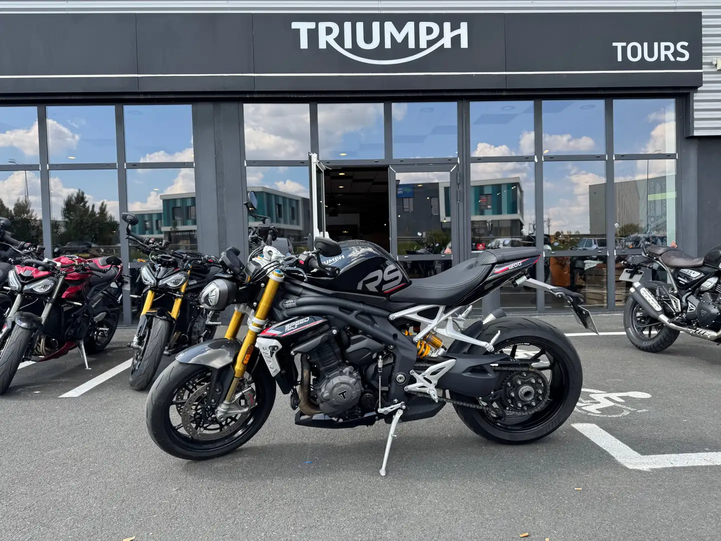 Triumph Speed Triple 1200 RS Black - 1