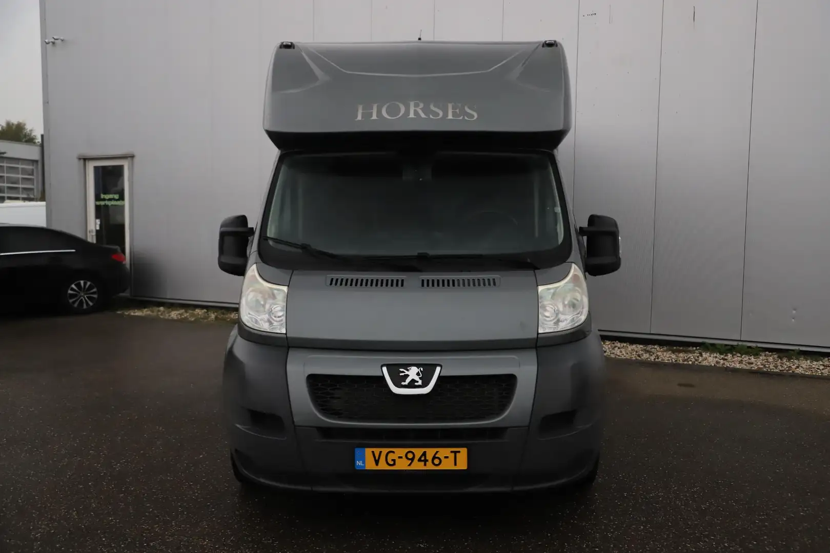 Peugeot Boxer 335 2.2 HDI L4 Paardenwagen 131PK B Rijbewijs 2 Pa - 2