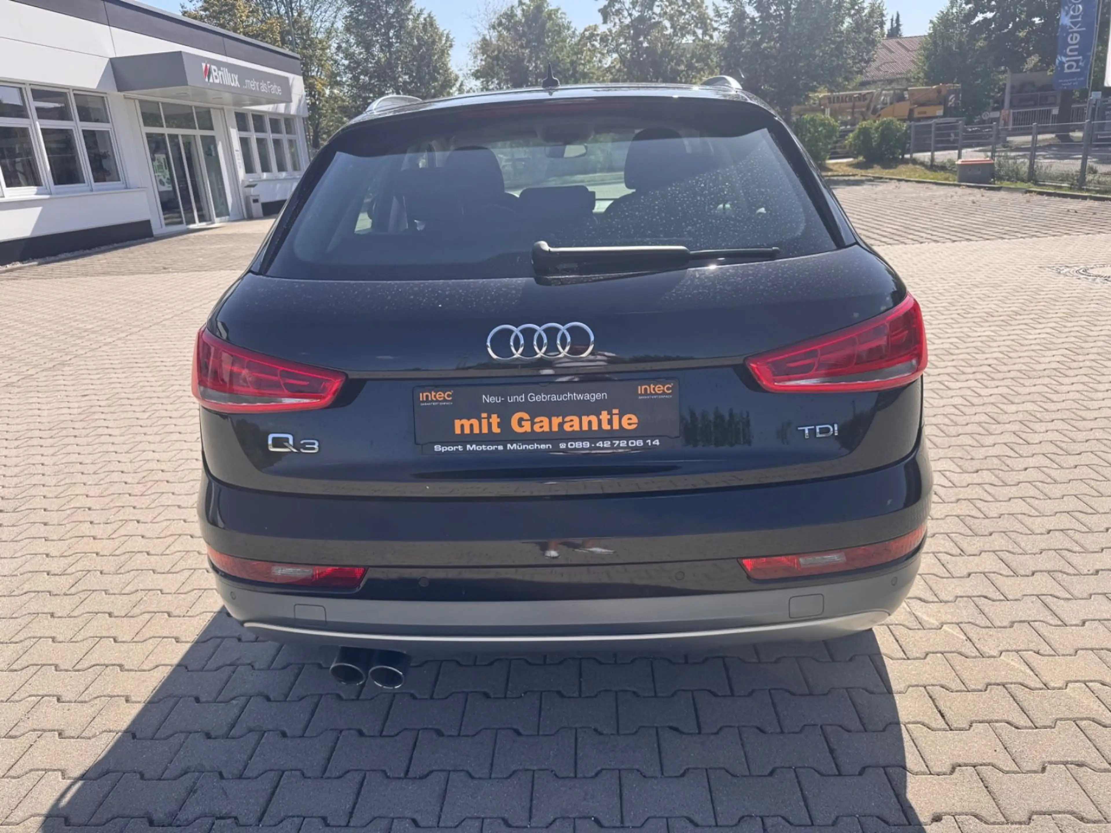 Audi Q3 design 2,0TDI NAVIGATION PDC XENON — photo 4