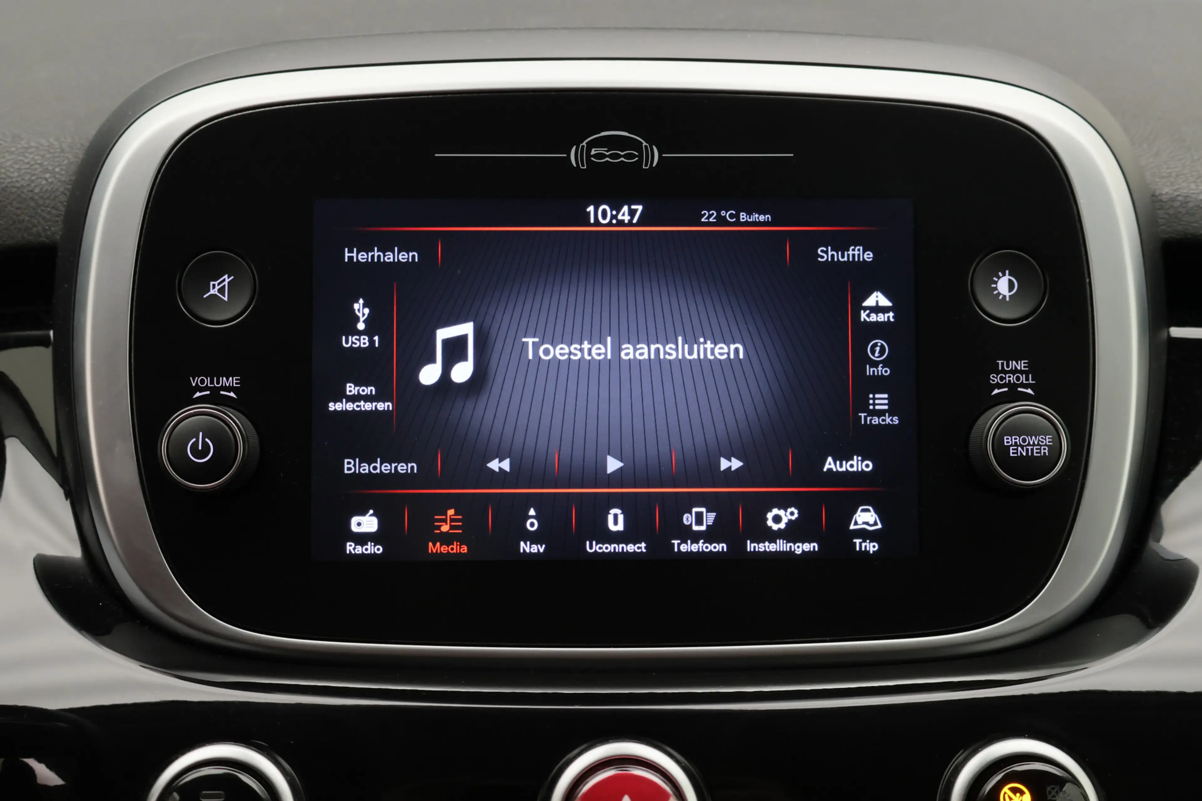 Fiat 500X Cross 1.3 GSE City Cross LED, Apple Carplay, Keyle — photo 42