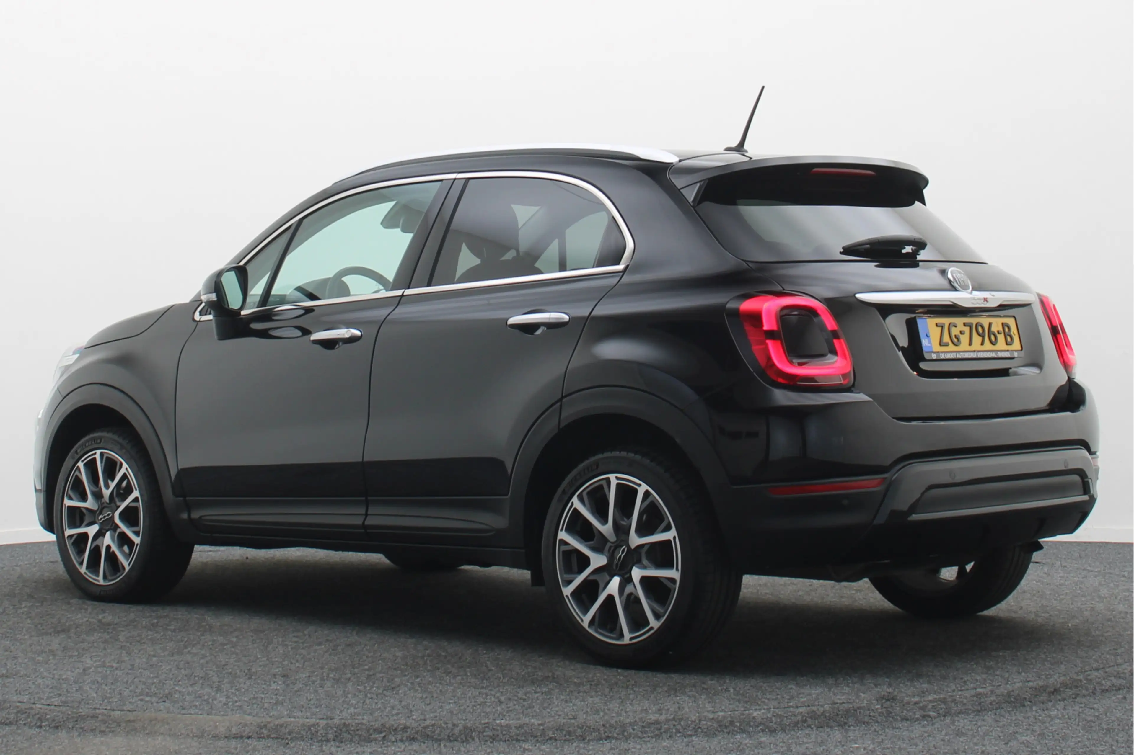 Fiat 500X Cross 1.3 GSE City Cross LED, Apple Carplay, Keyle — photo 3