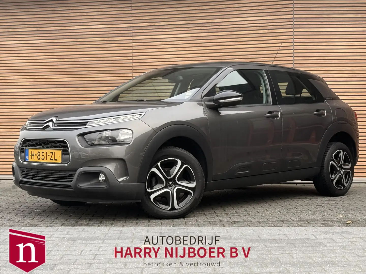 Citroen C4 Cactus 1.2 PureTech Feel Carplay / Parkeerhulp / Cruise Grijs - 1