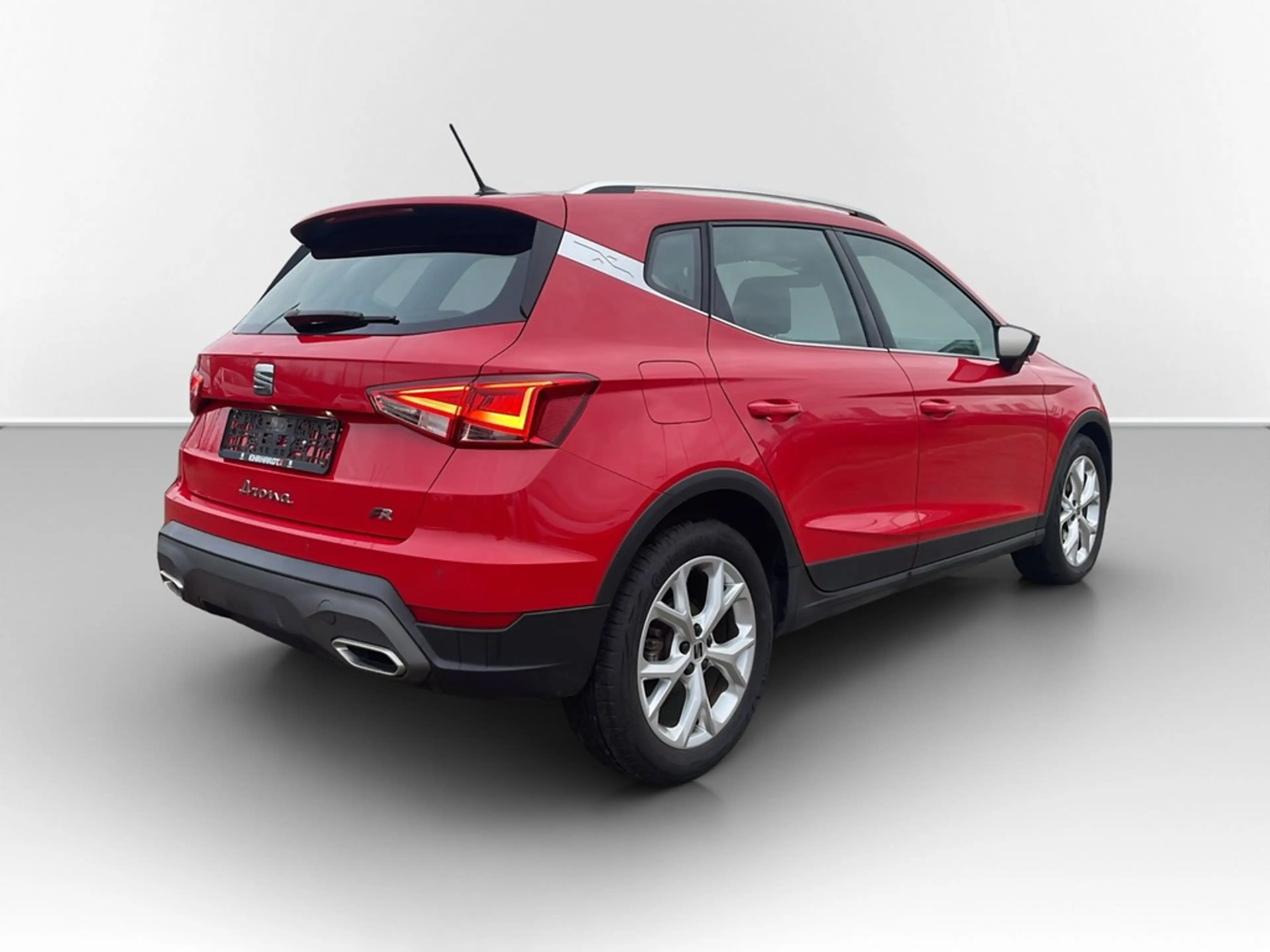 SEAT Arona 1.5 TSI DSG FR VIRTUAL*NAVI*VOLL-LED*TEMP*PDC*S... — photo 6