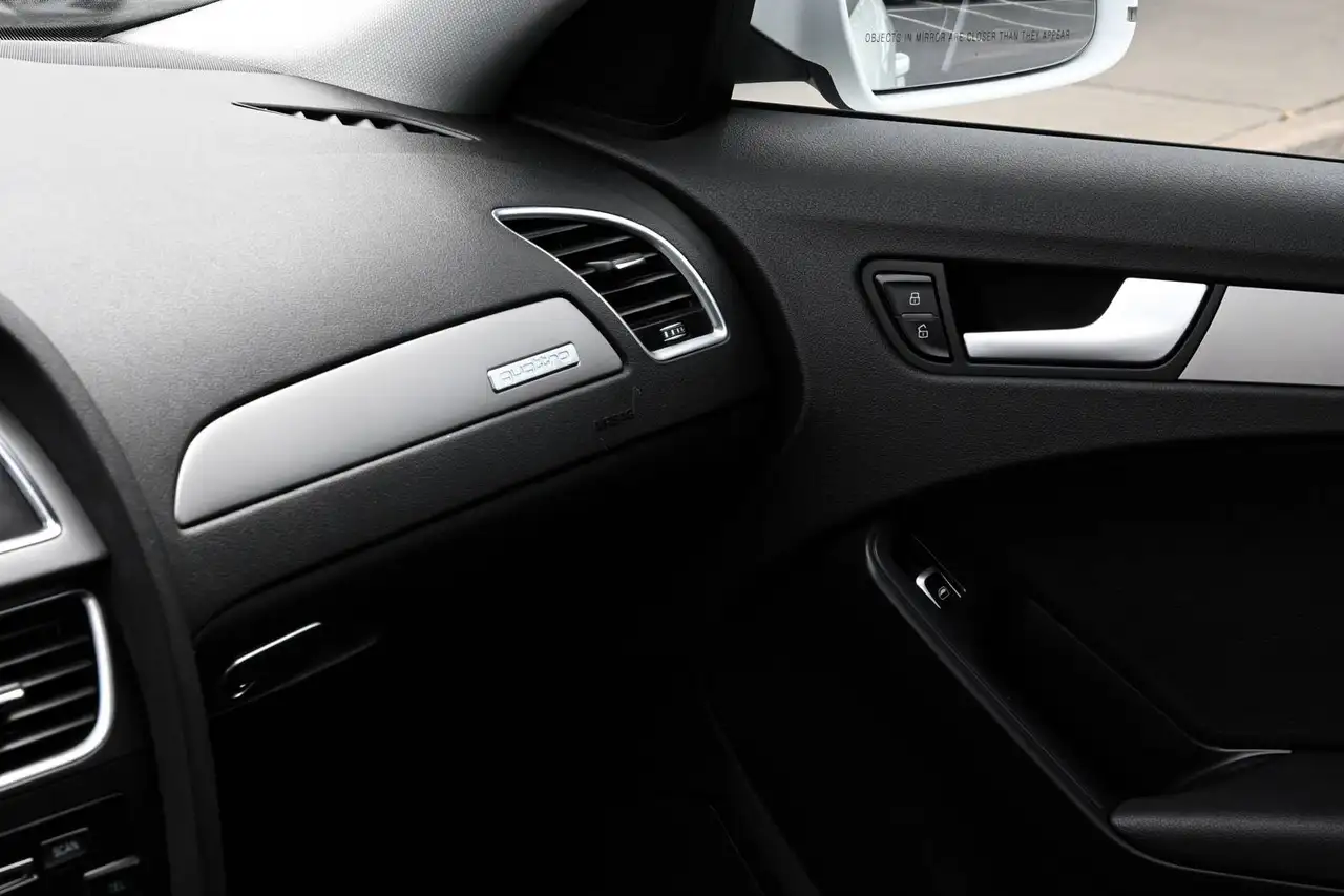 Audi A4 photo Audi A4