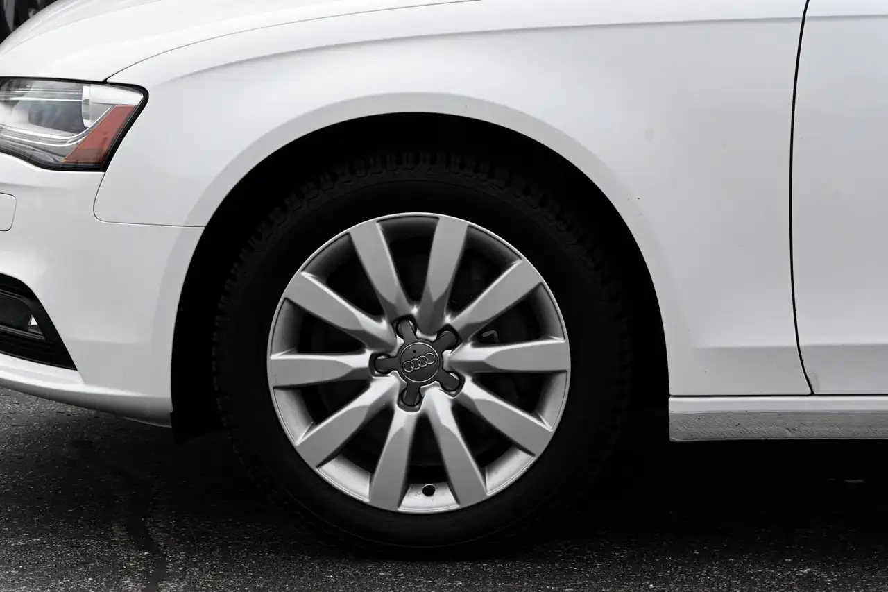Audi A4 photo Audi A4