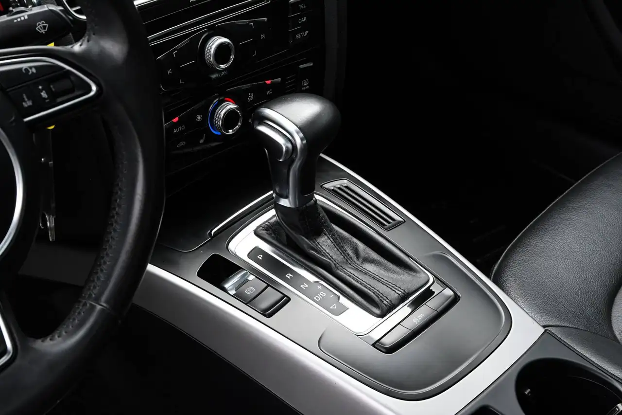 Audi A4 photo Audi A4