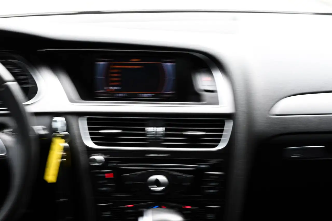 Audi A4 photo Audi A4