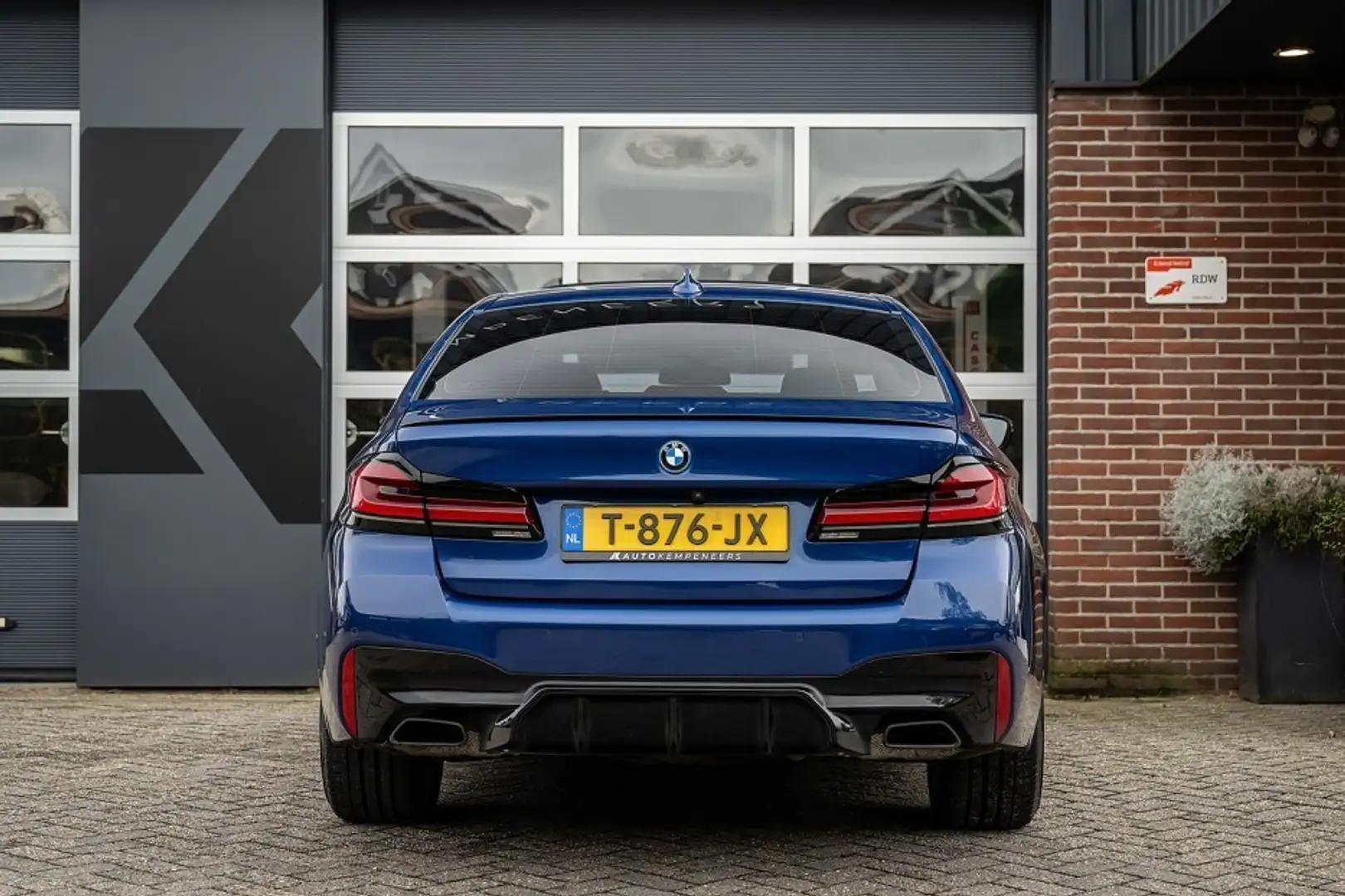 BMW 530 530e | M Sport Pro | Panorama | 360° | H/K | ACC | Blauw - 2