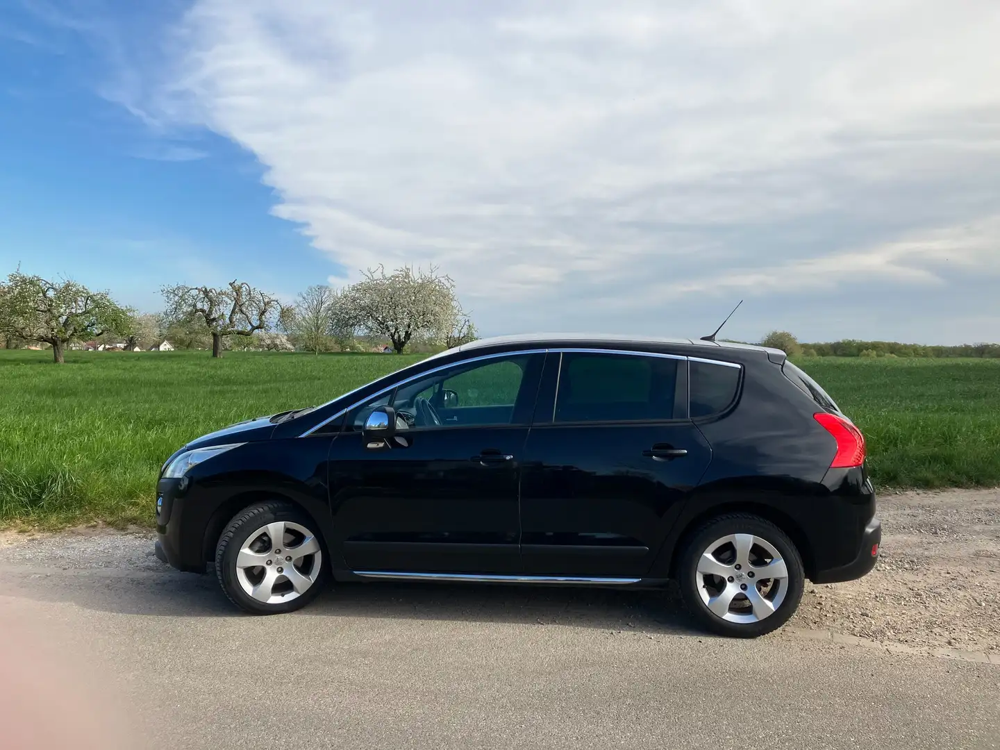 Peugeot 3008 3008 2.0 HDi 16V 150ch FAP Premium Pack - 2